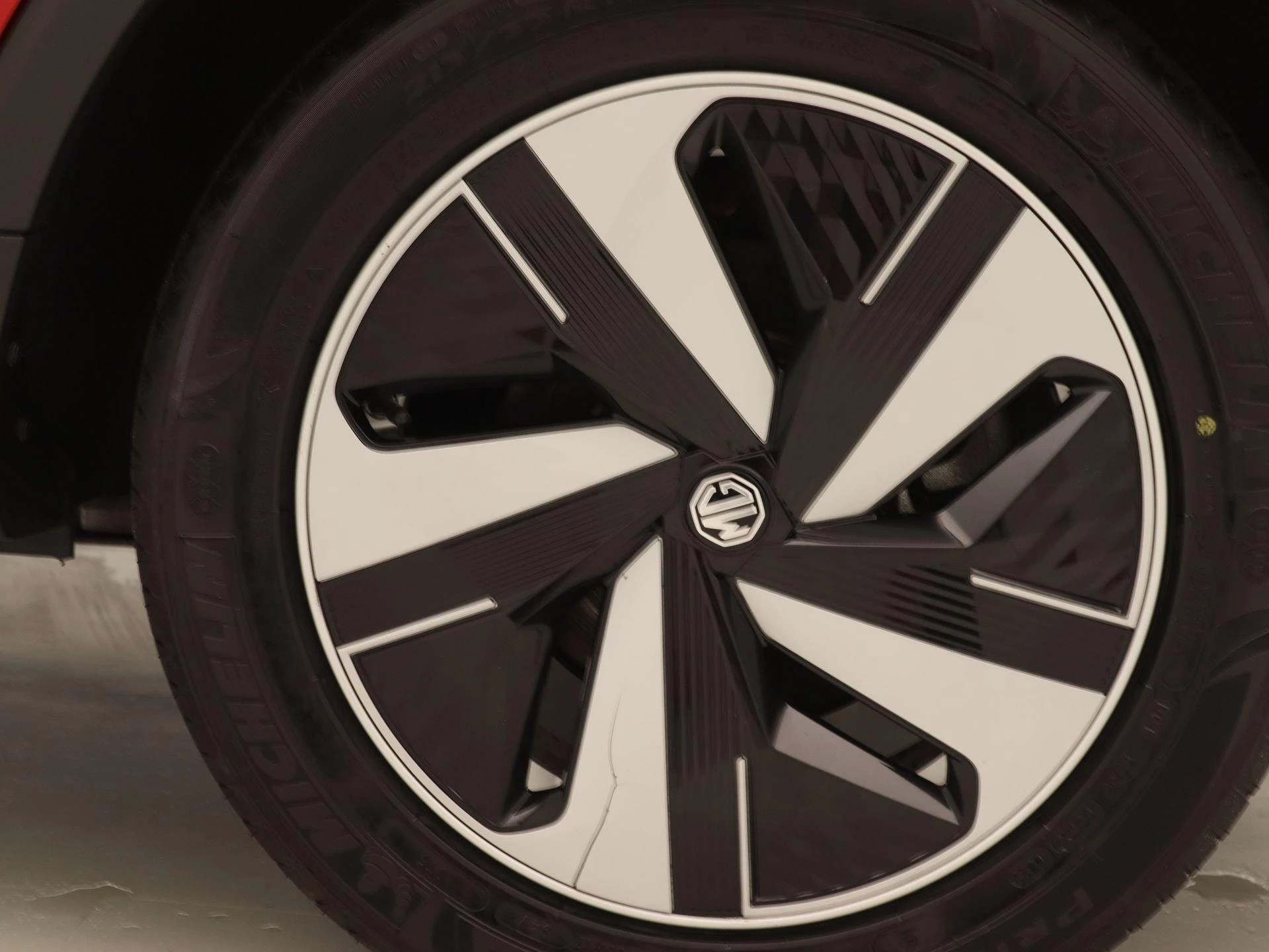 MG ZS EV Long Range Luxury 70 kWh