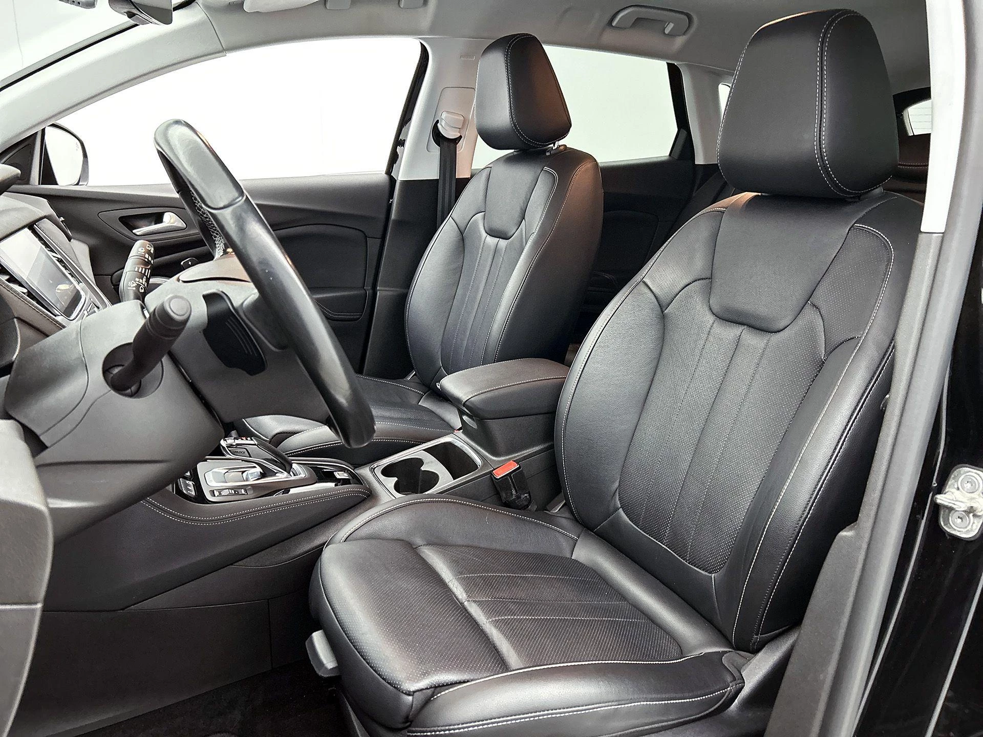 Opel-Grandland X-image-39