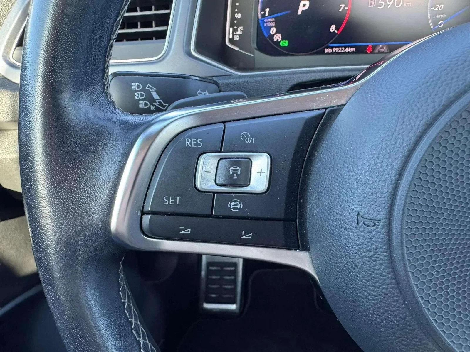Volkswagen-T-Roc-image-21