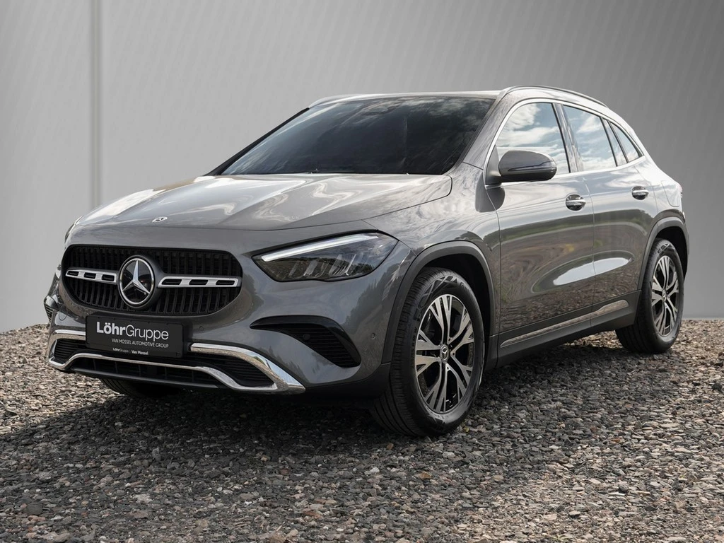 Mercedes-Benz-GLA-image-1