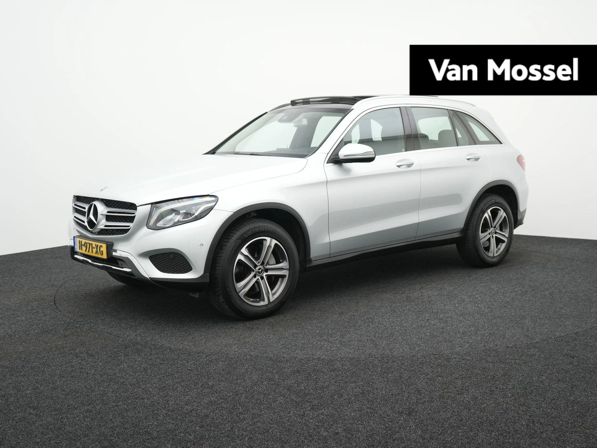 Mercedes-Benz-GLC-image-0