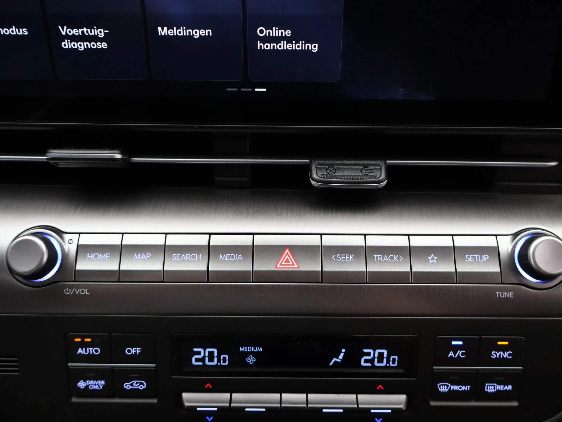 Hyundai-Kona-image-18
