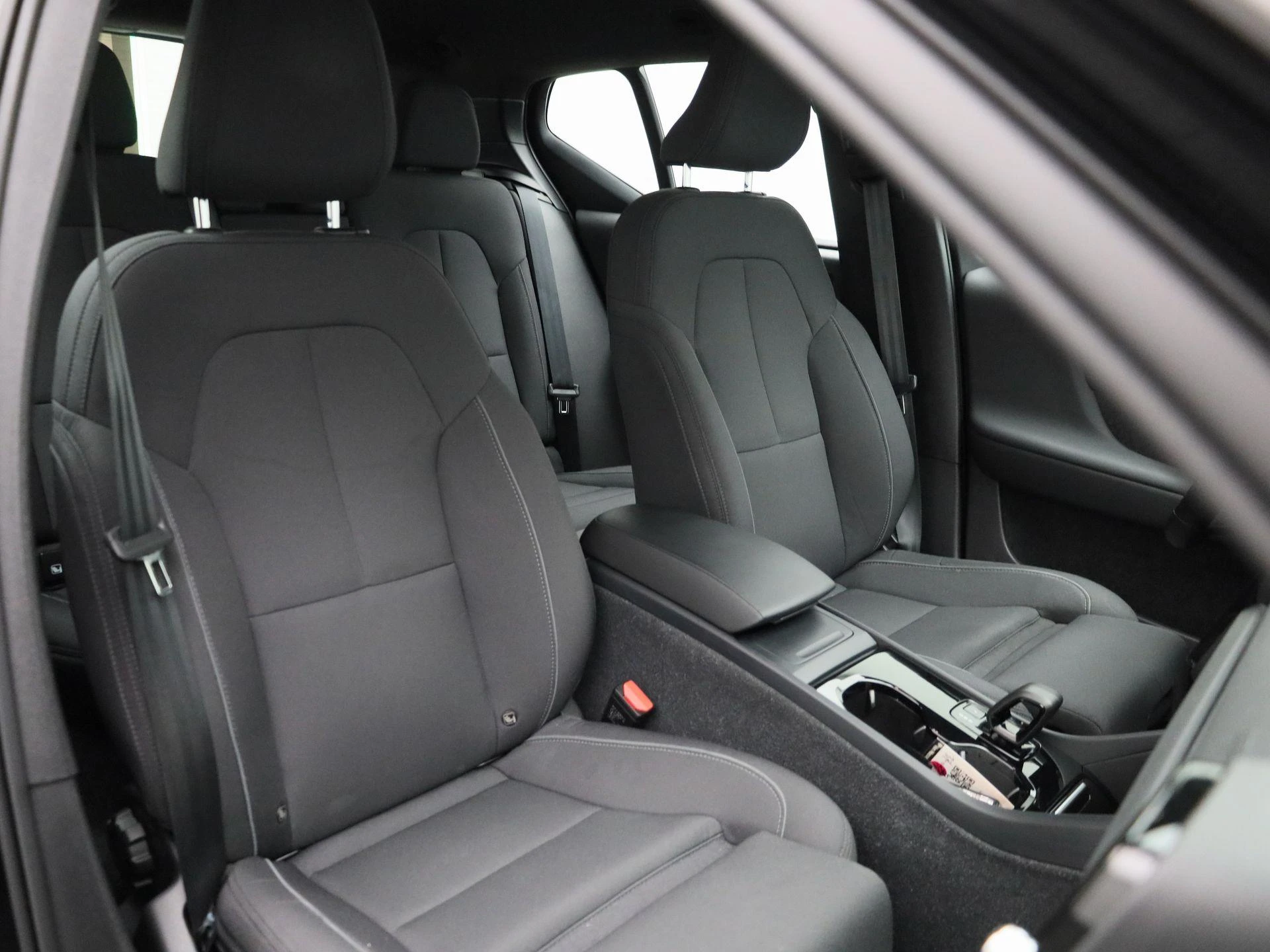 Volvo-XC40-image-33