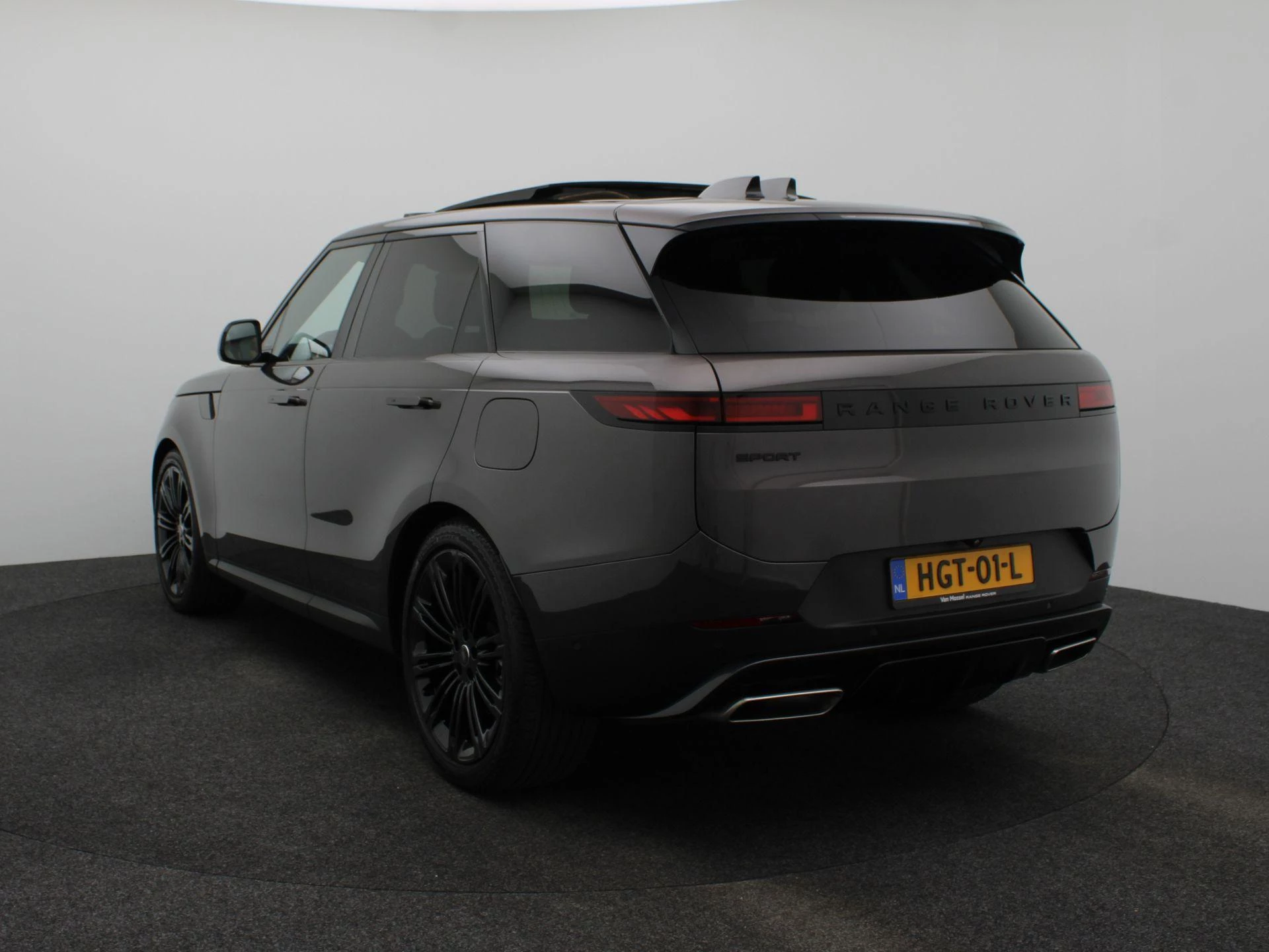 Land Rover-Range Rover Sport-image-2