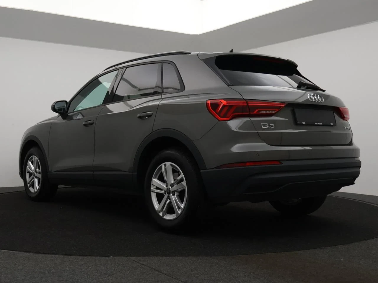 Audi-Q3-image-14