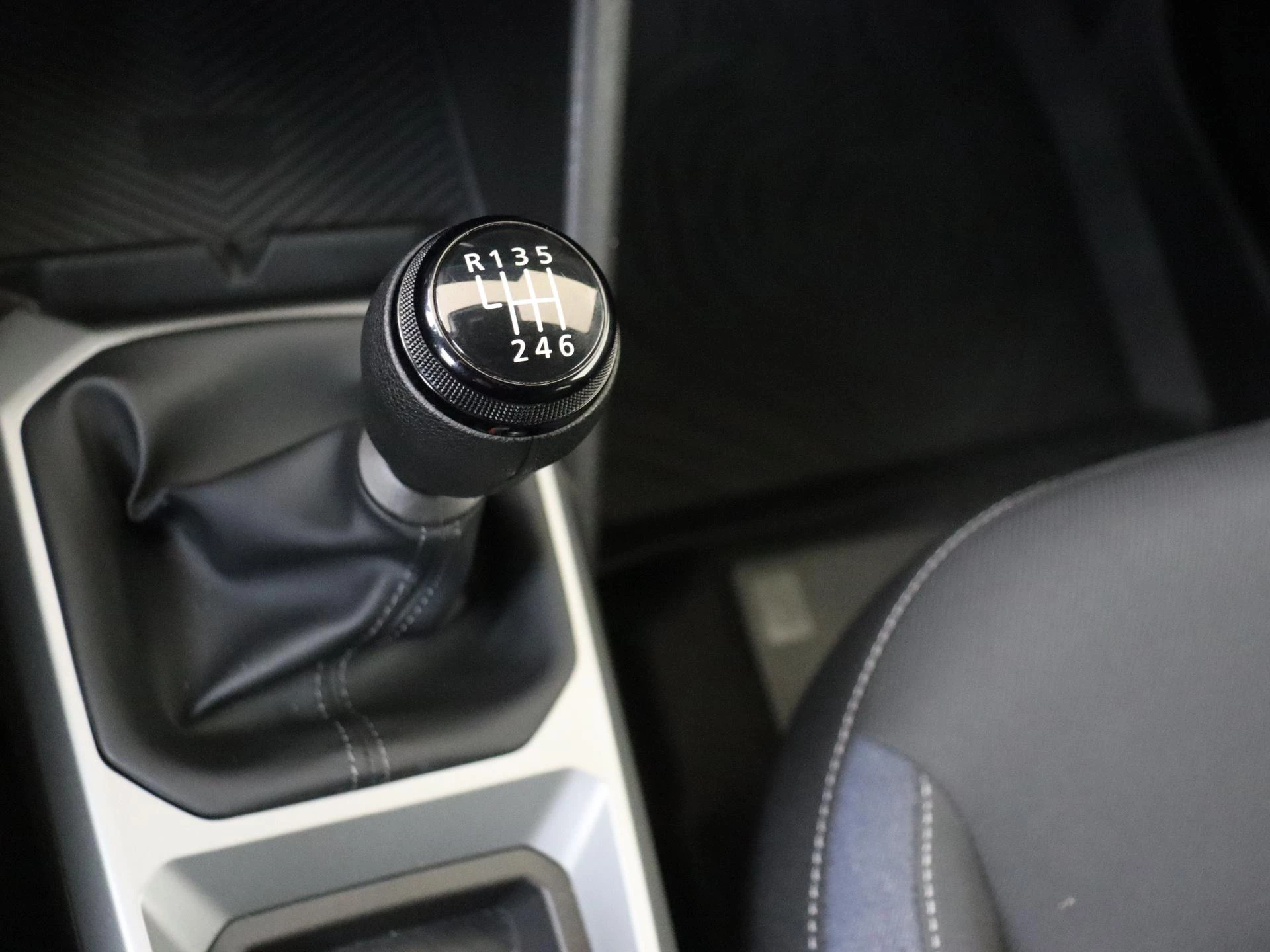 Dacia-Duster-image-14