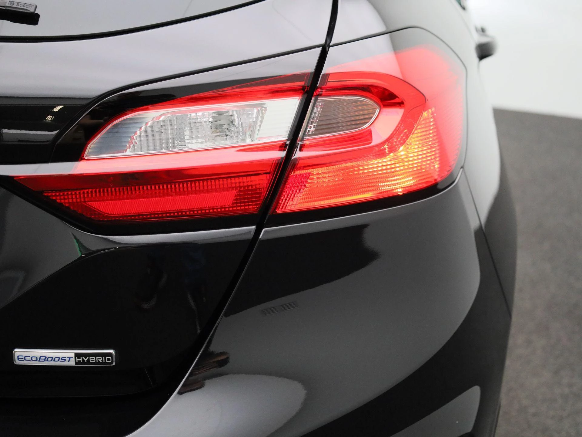 Ford Fiesta 1.0 EcoBoost Hybrid Titanium