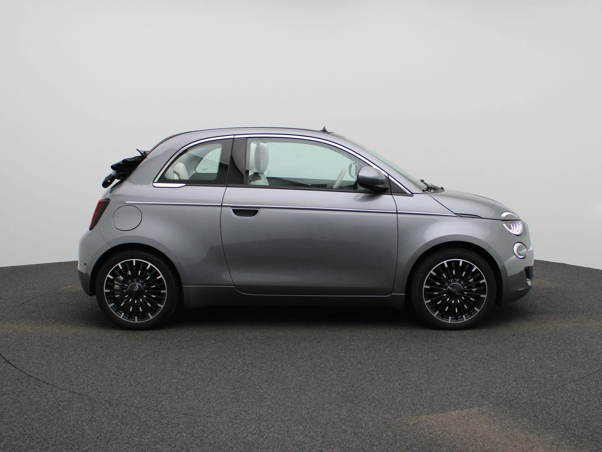 Fiat-500C-image-5
