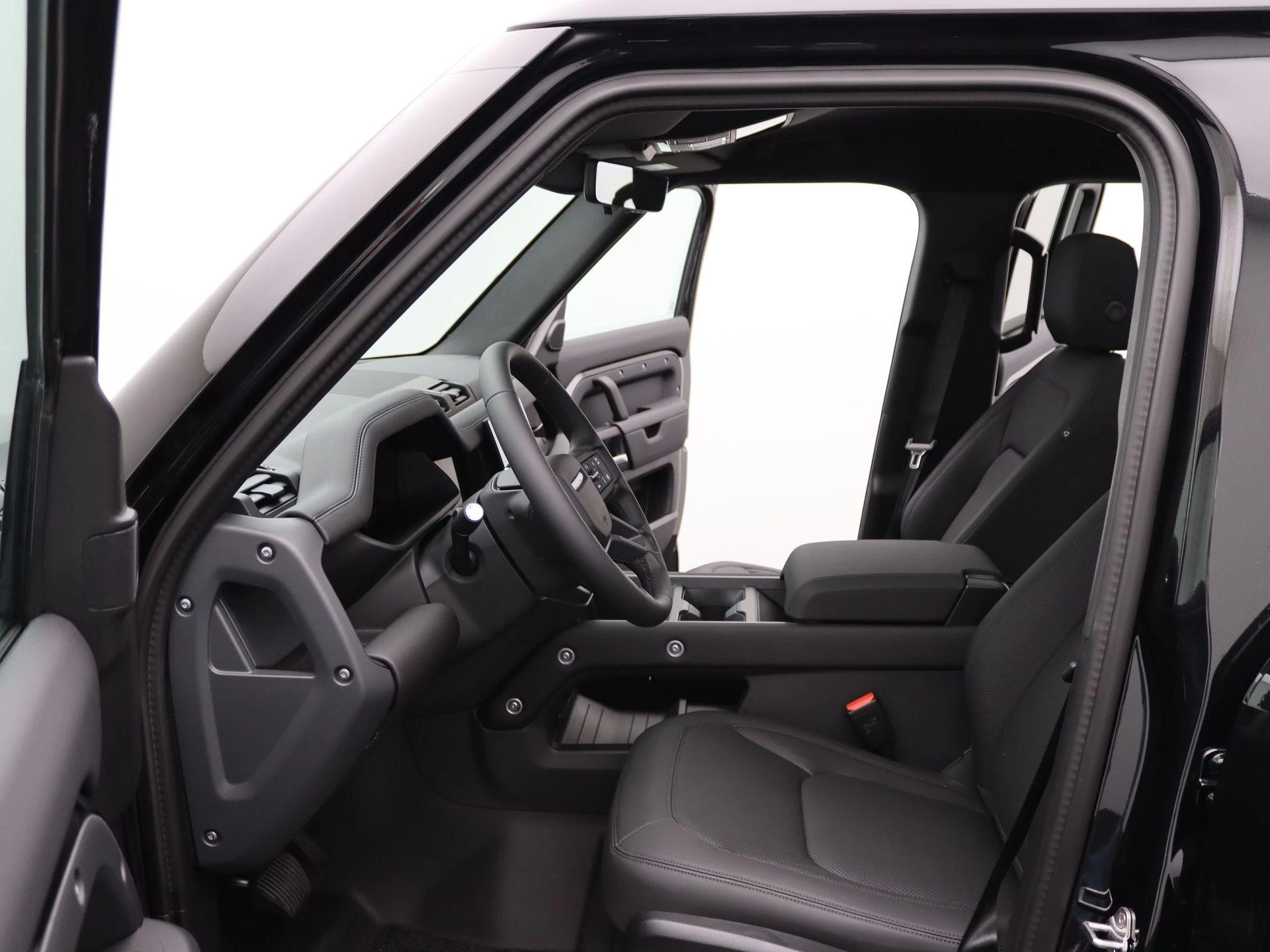Land Rover Defender 110 2.0 P300e 110 Dynamic SE Edition