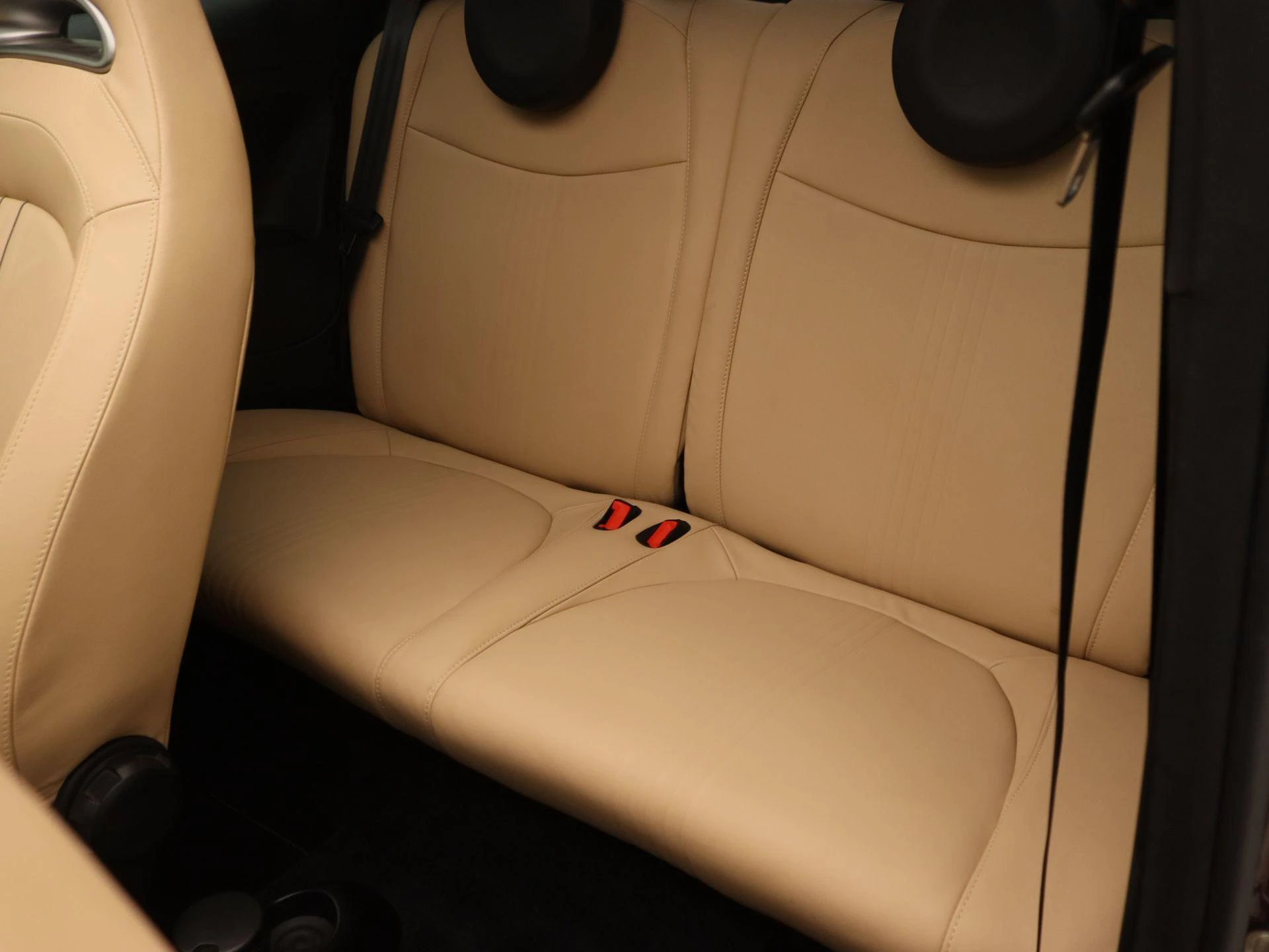 Abarth-695-image-12