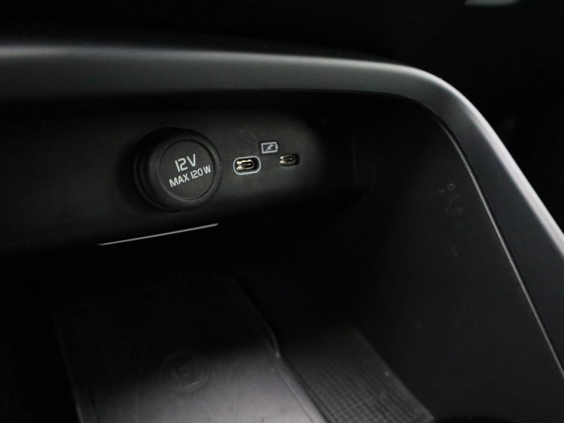 Volvo-XC40-image-21