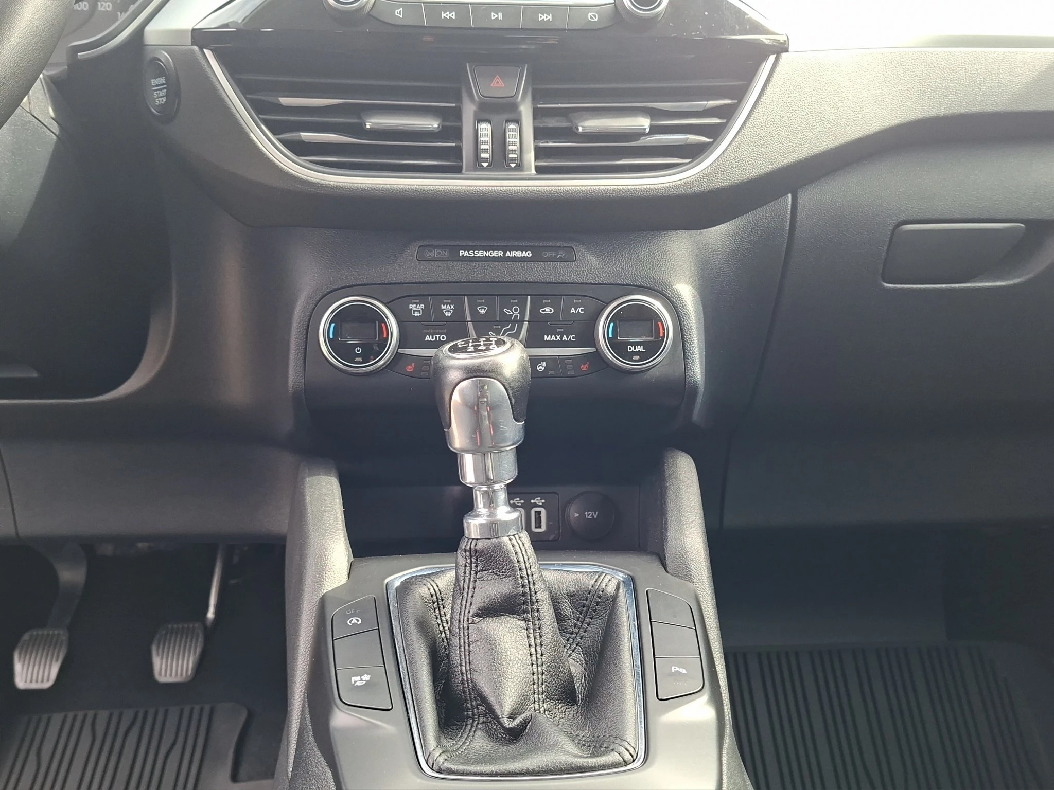 Ford Kuga Cool & Connect 1.5 EB LED | AHK | GJR | SHZ | PDC | Navi | Klima | BT