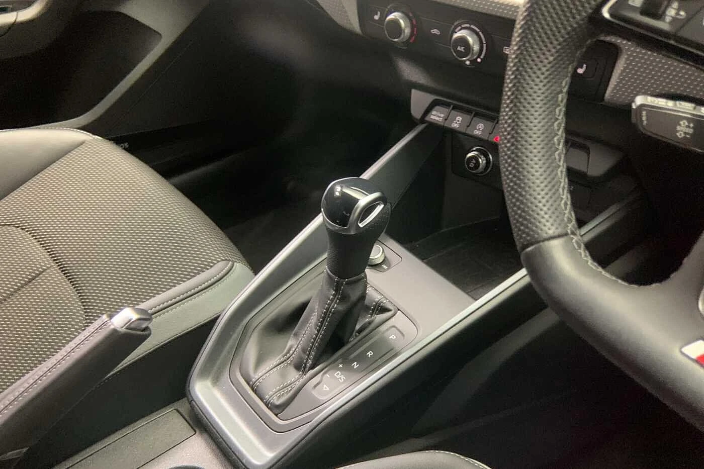 Audi-A1 Sportback-image-7