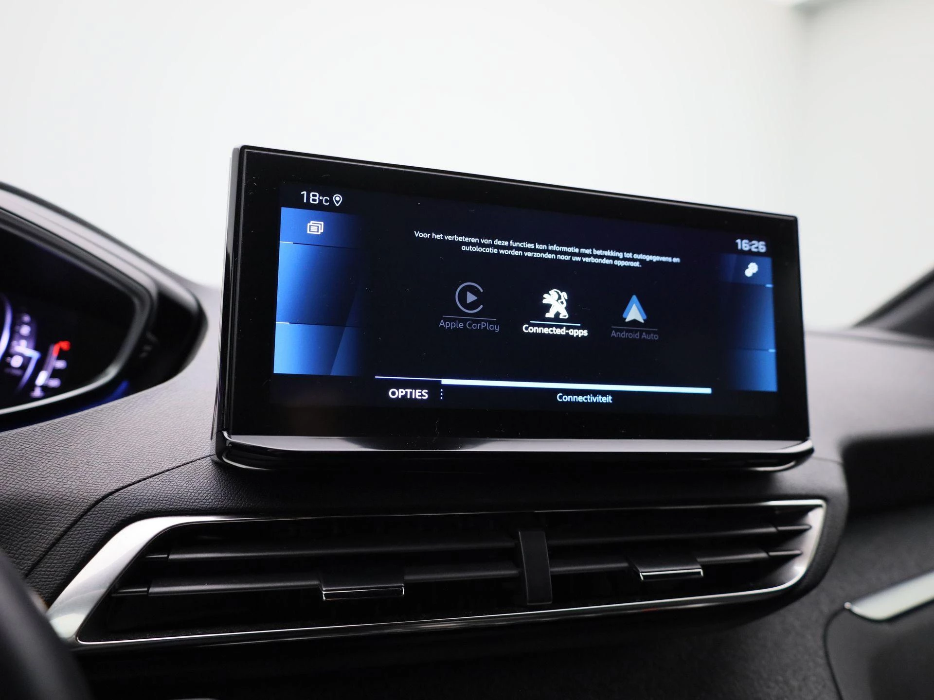 Peugeot-5008-image-25