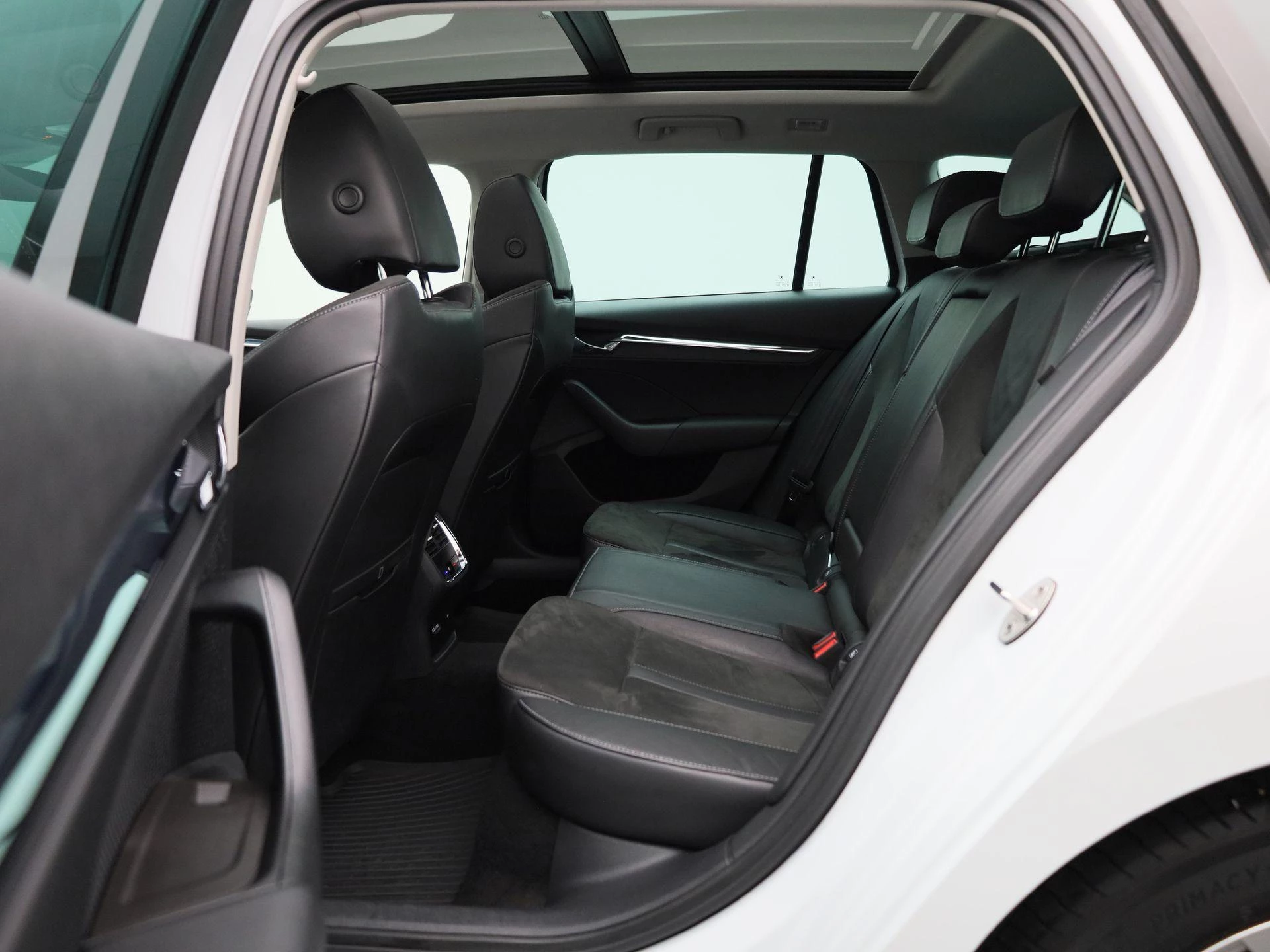 Škoda-Octavia-image-11