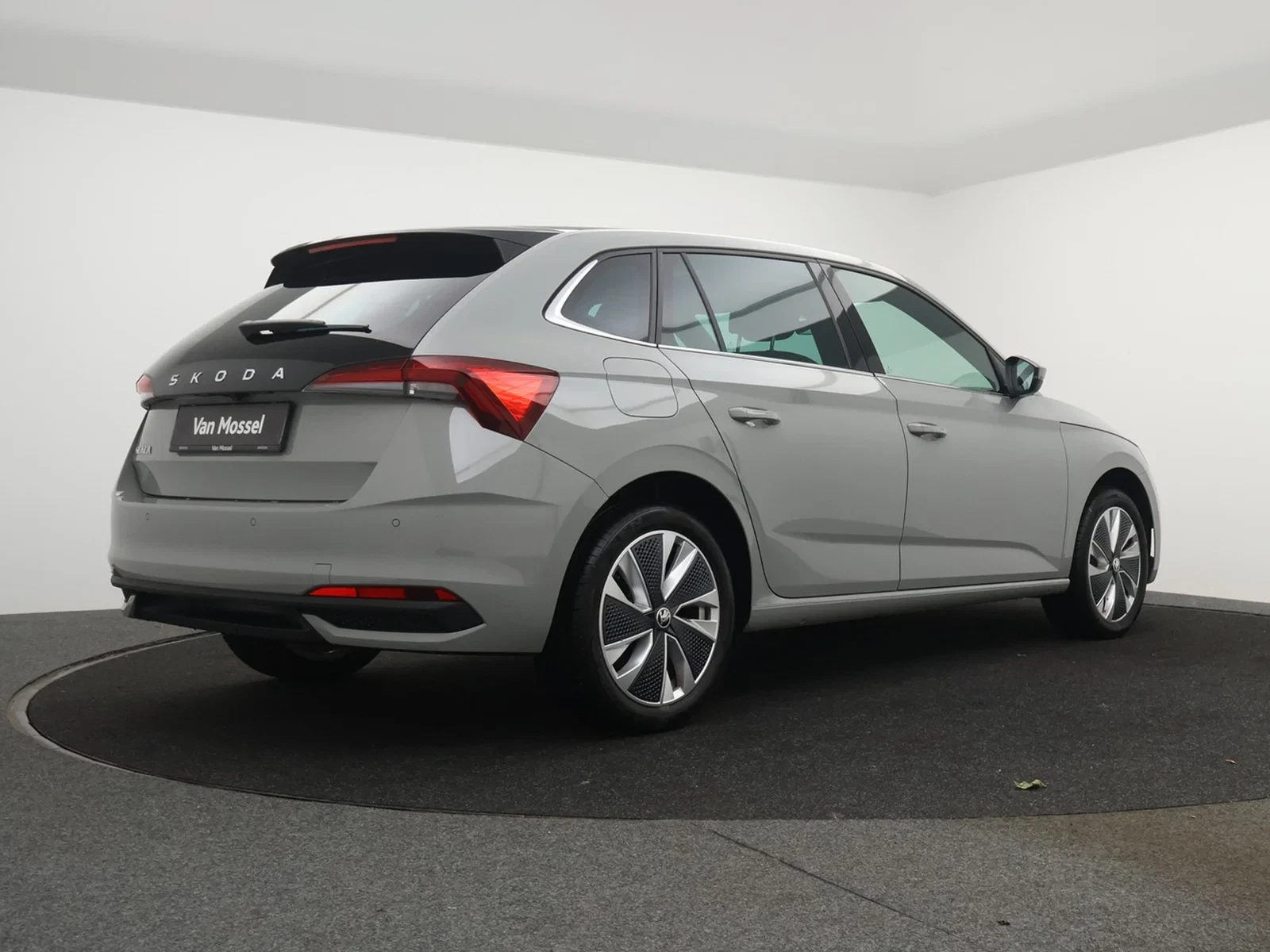 Škoda-Scala-image-1