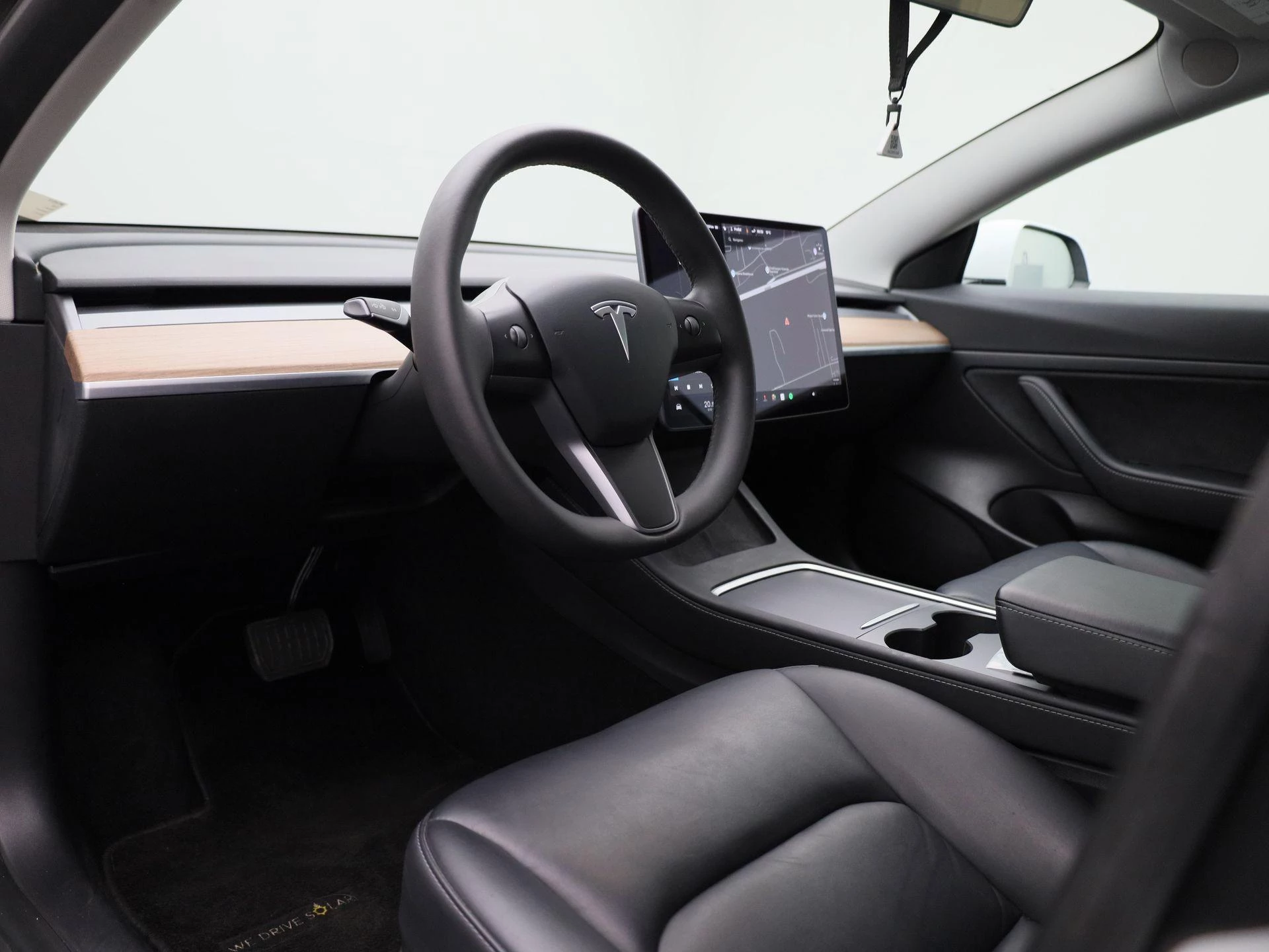 Tesla Model 3 Standard RWD Plus 60 kWh