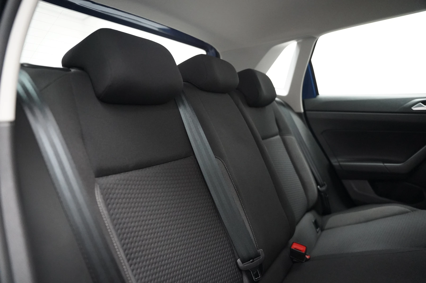 Volkswagen-Polo-image-26