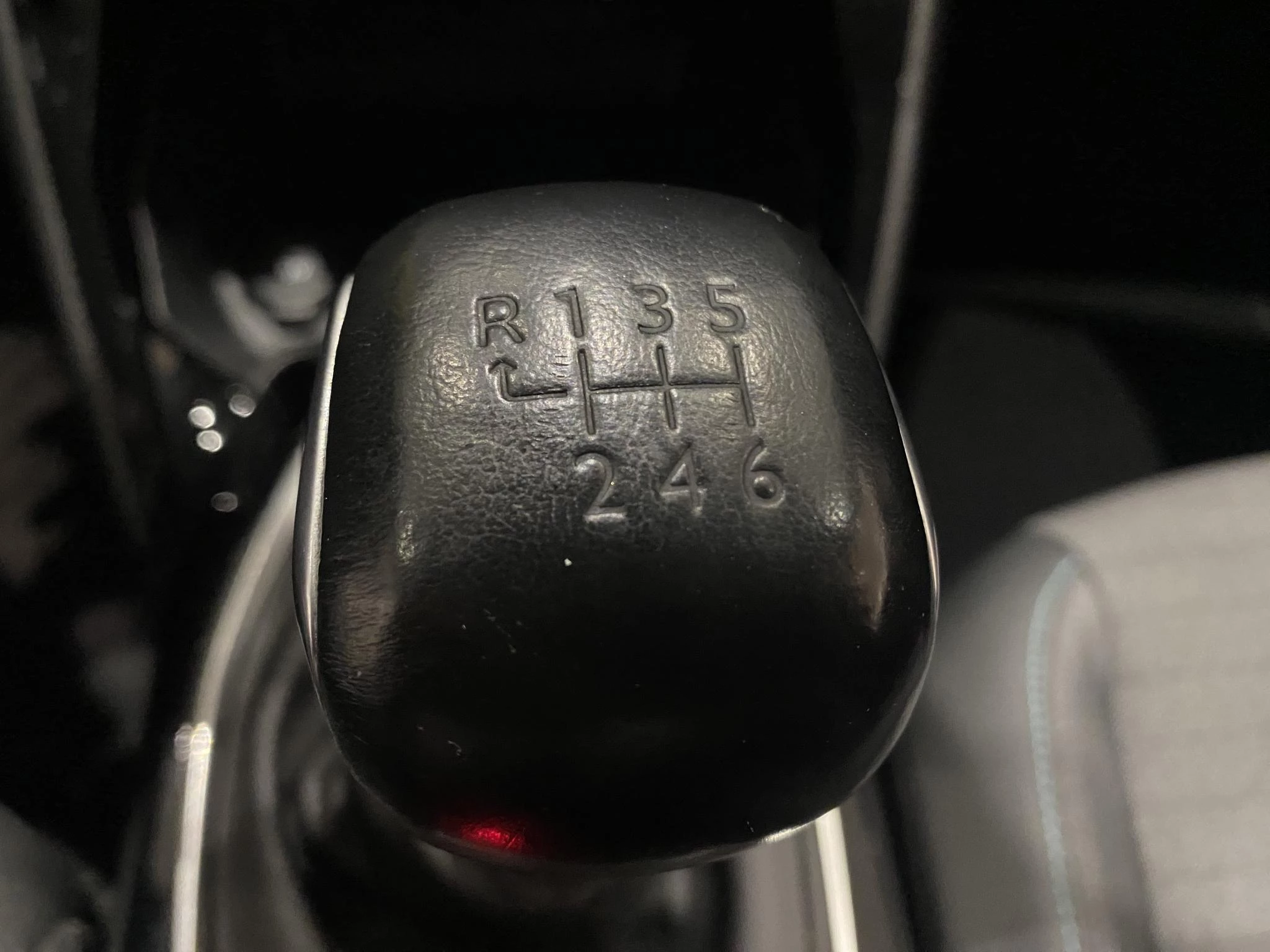 Peugeot-208-image-26