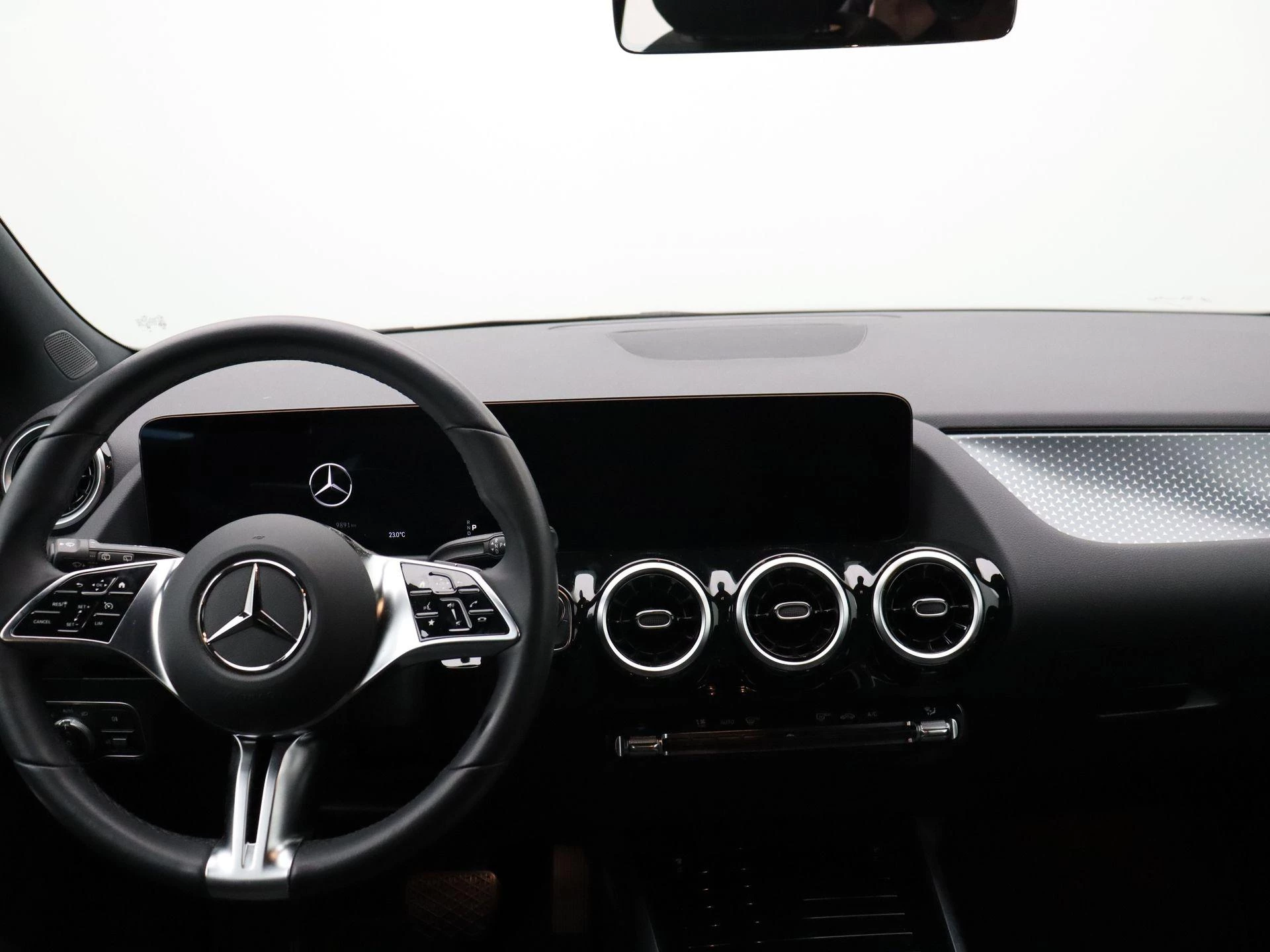 Mercedes-Benz B-Klasse 180 d Business Line + CARPLAY + CAMERA + SENSOREN +