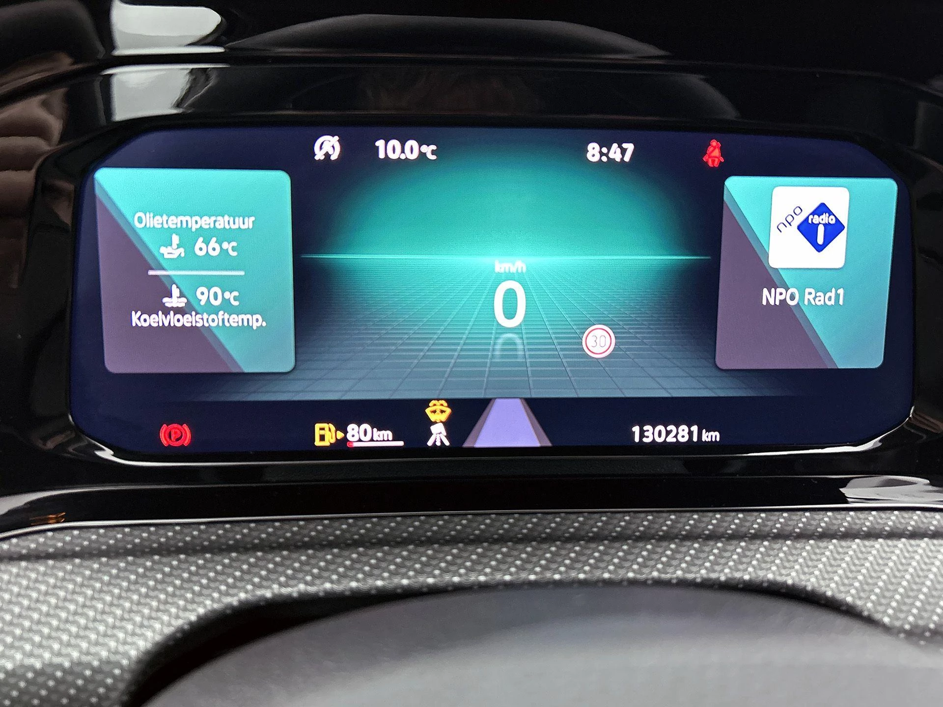 Volkswagen-Golf-image-21