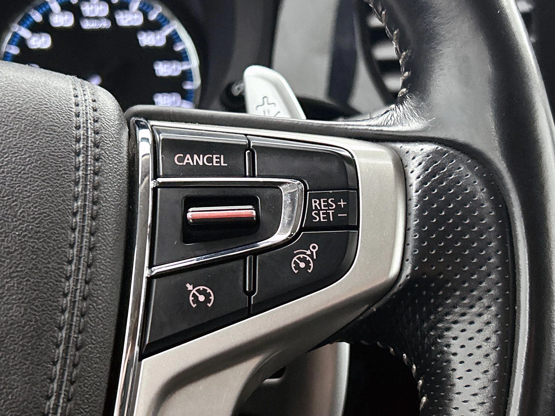 Mitsubishi-Outlander-image-5