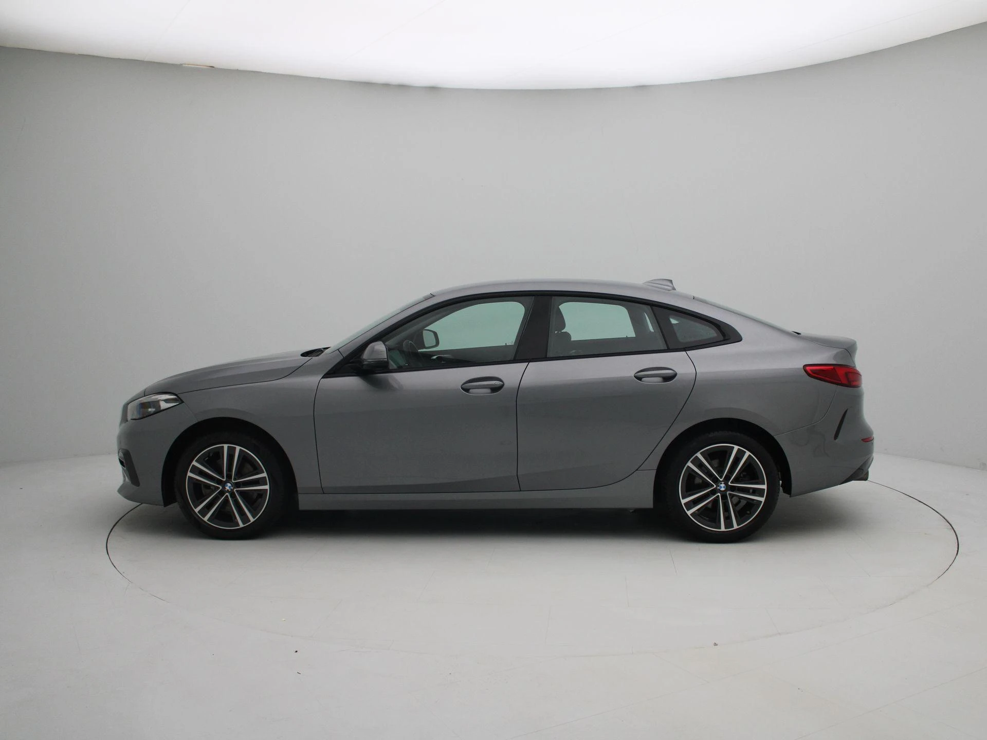 BMW-2 Serie-image-3