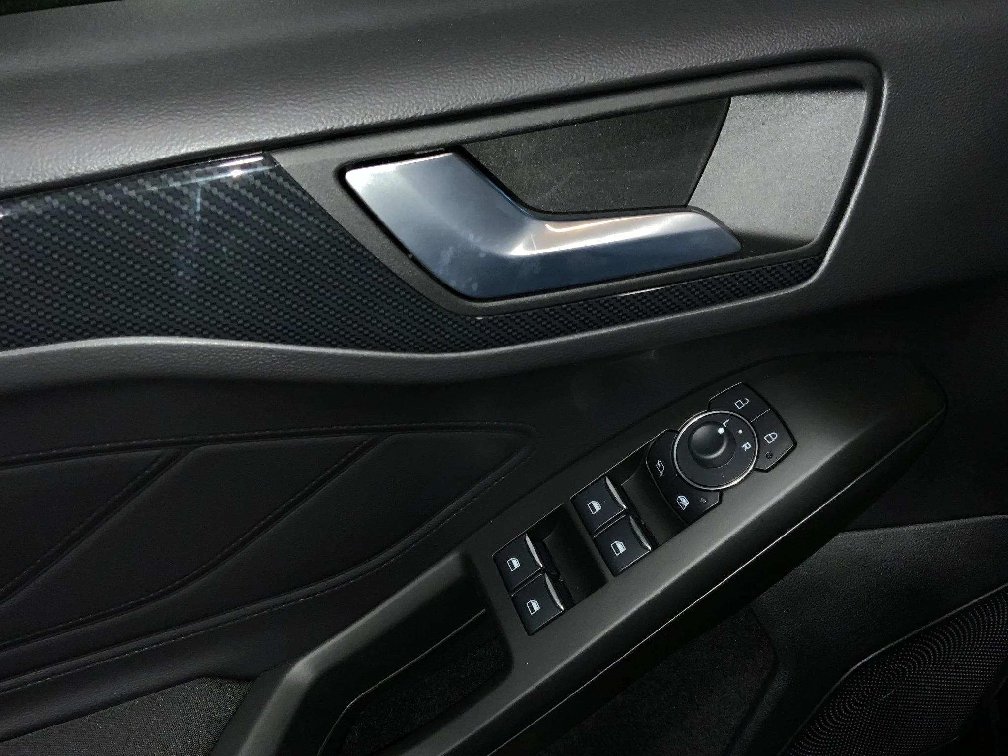 Ford Focus ST-Line X Turnier|HUD|AHK|RFK|ACC|NAVI