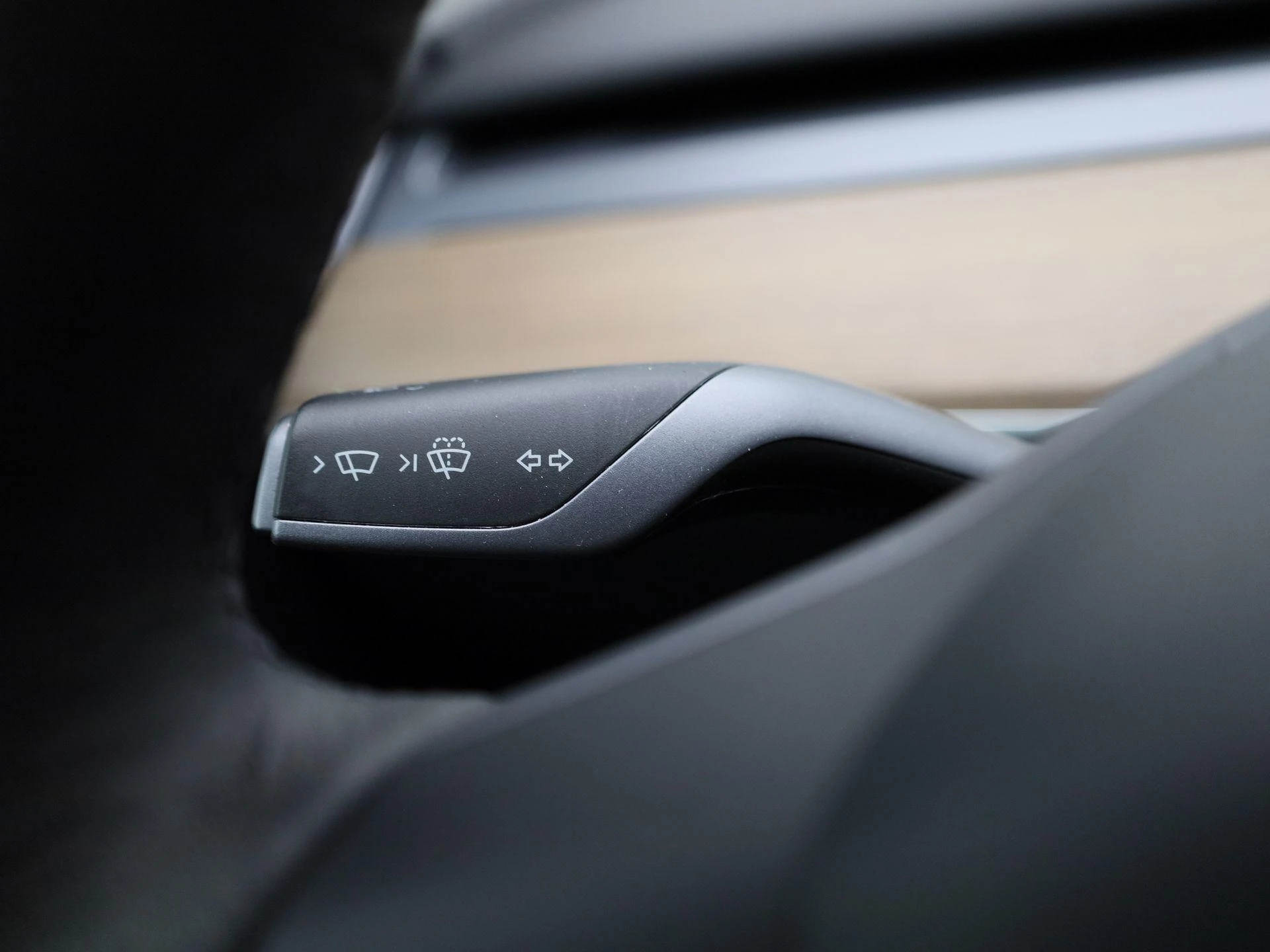 Tesla-Model Y-image-22