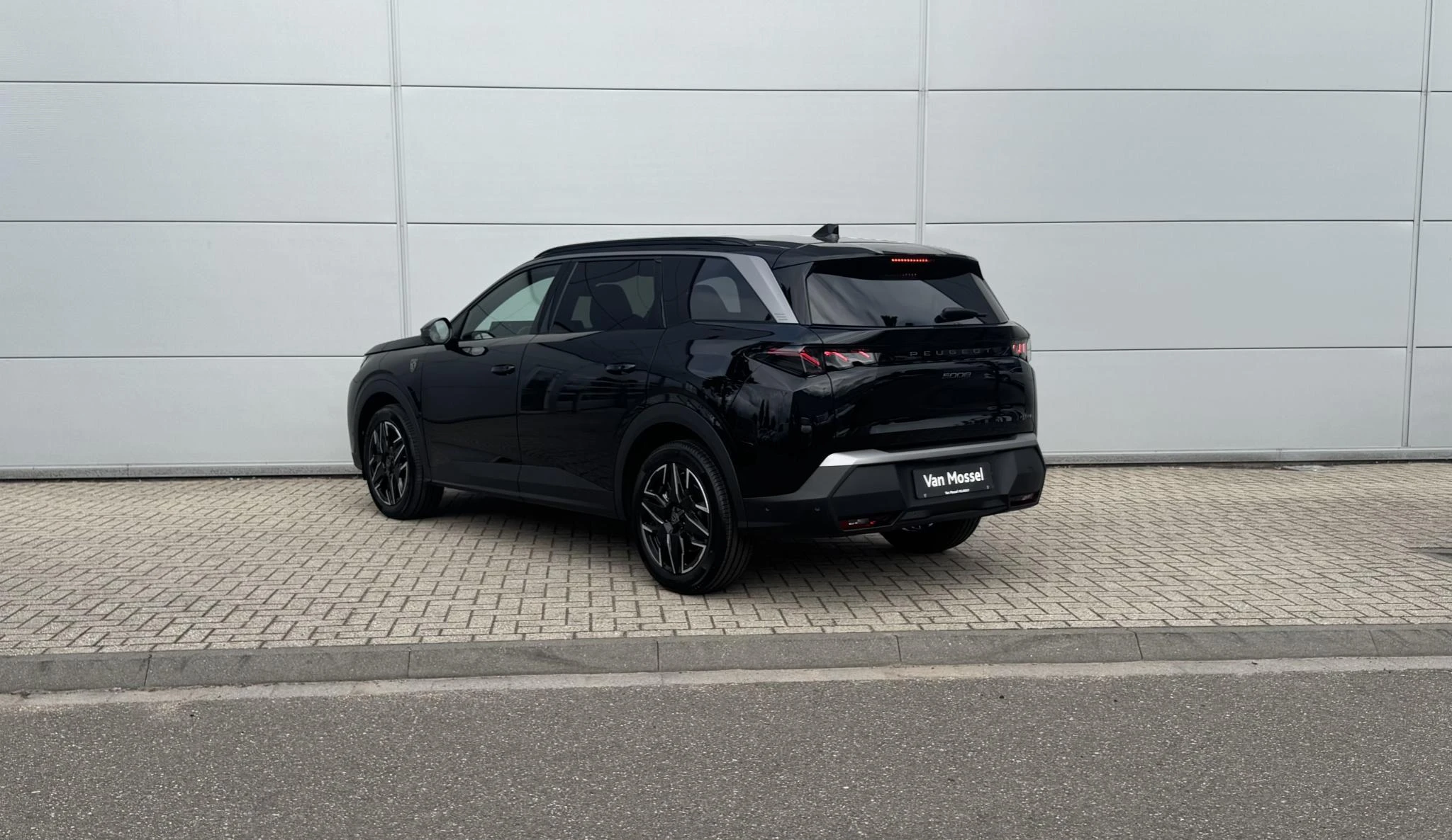 Peugeot-5008-image-3
