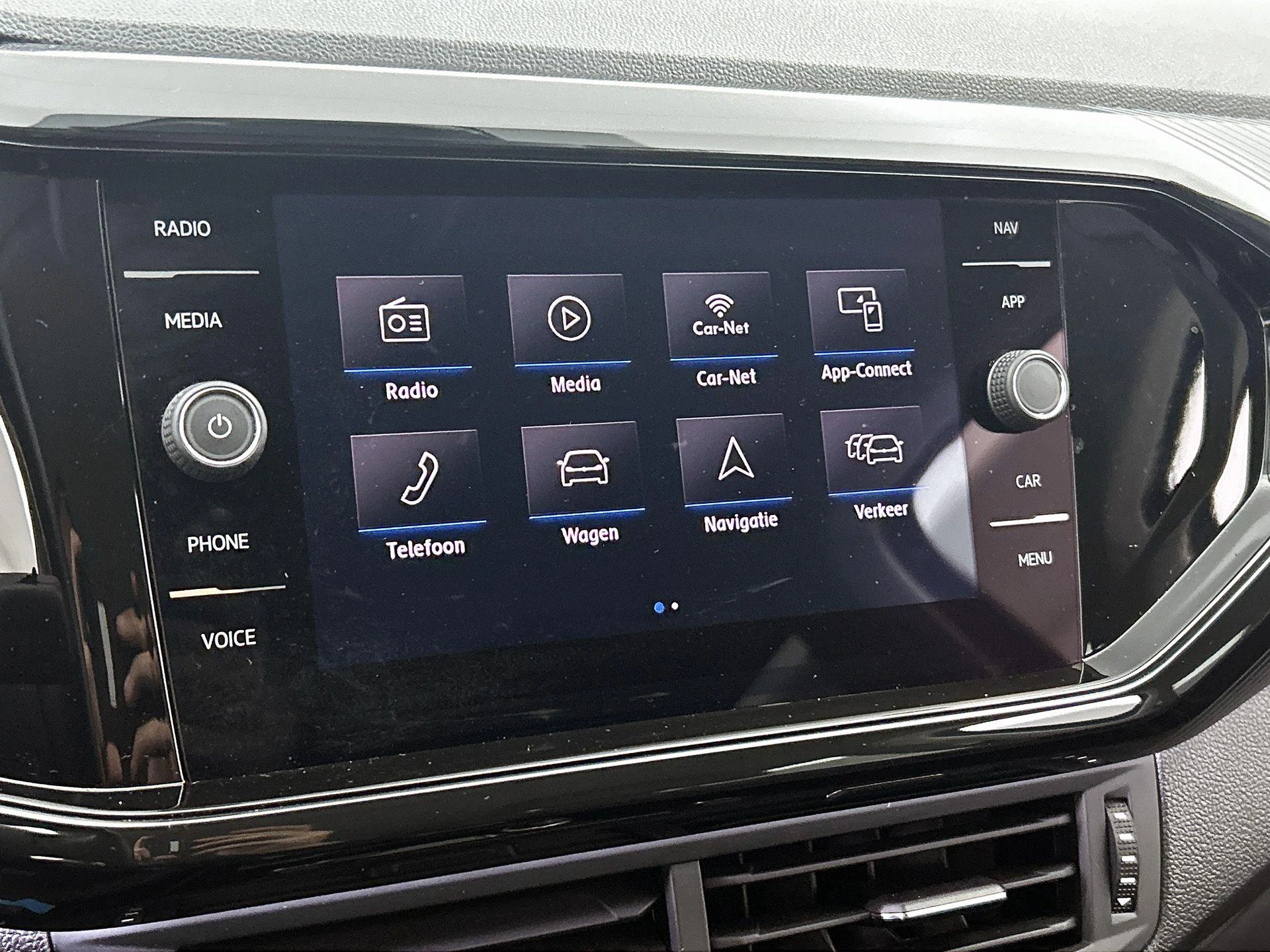 Volkswagen-T-Cross-image-28