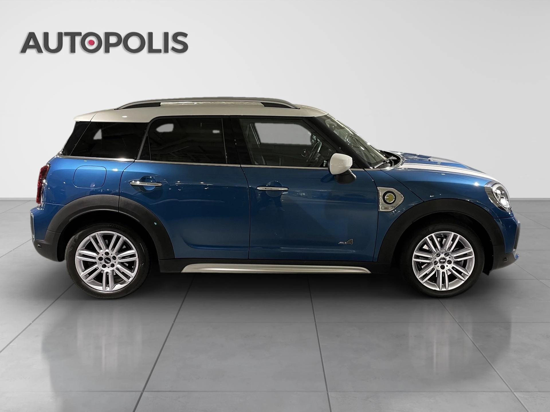 MINI-Countryman-image-15