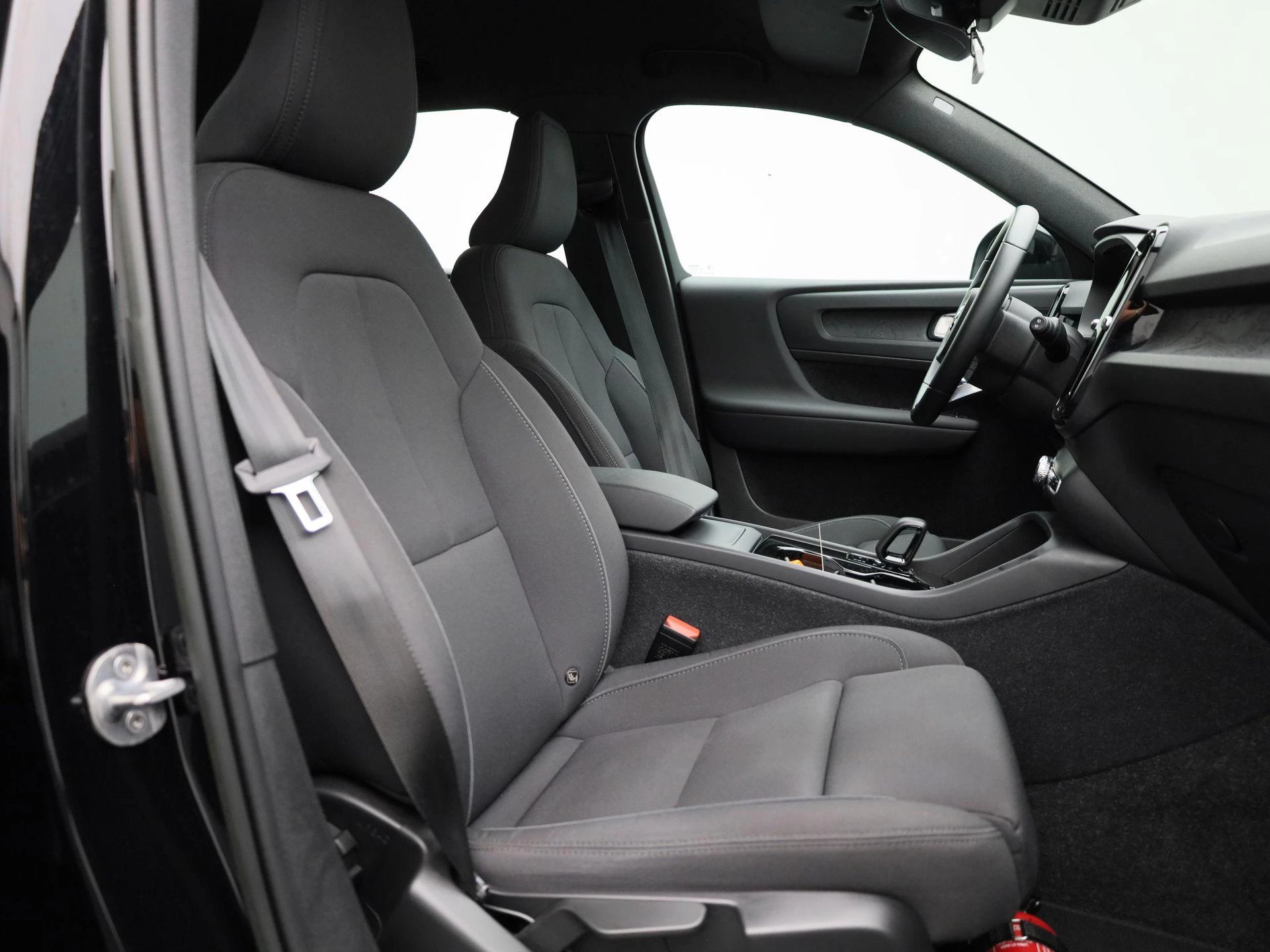 Volvo-XC40-image-35