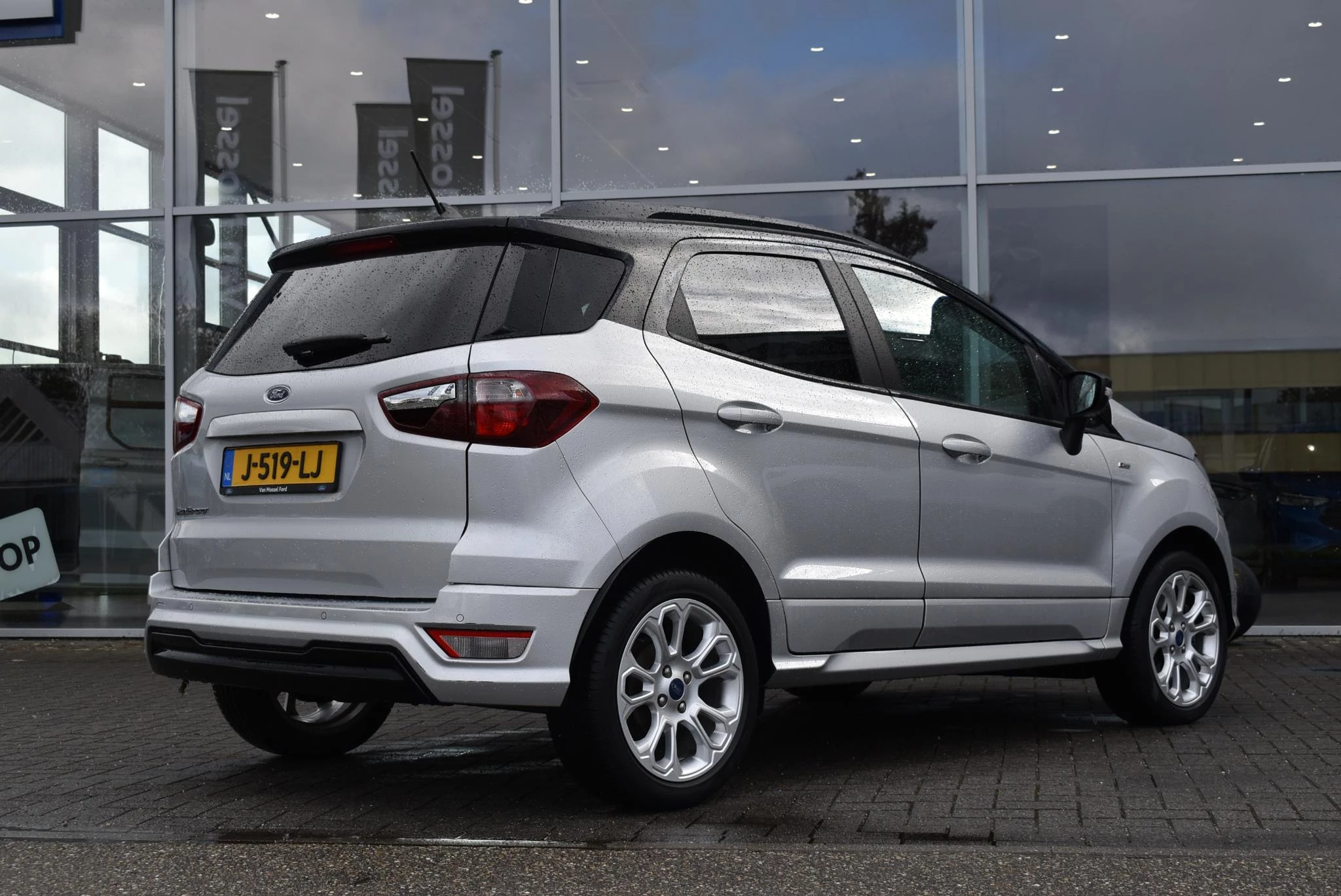 Ford-EcoSport-image-4