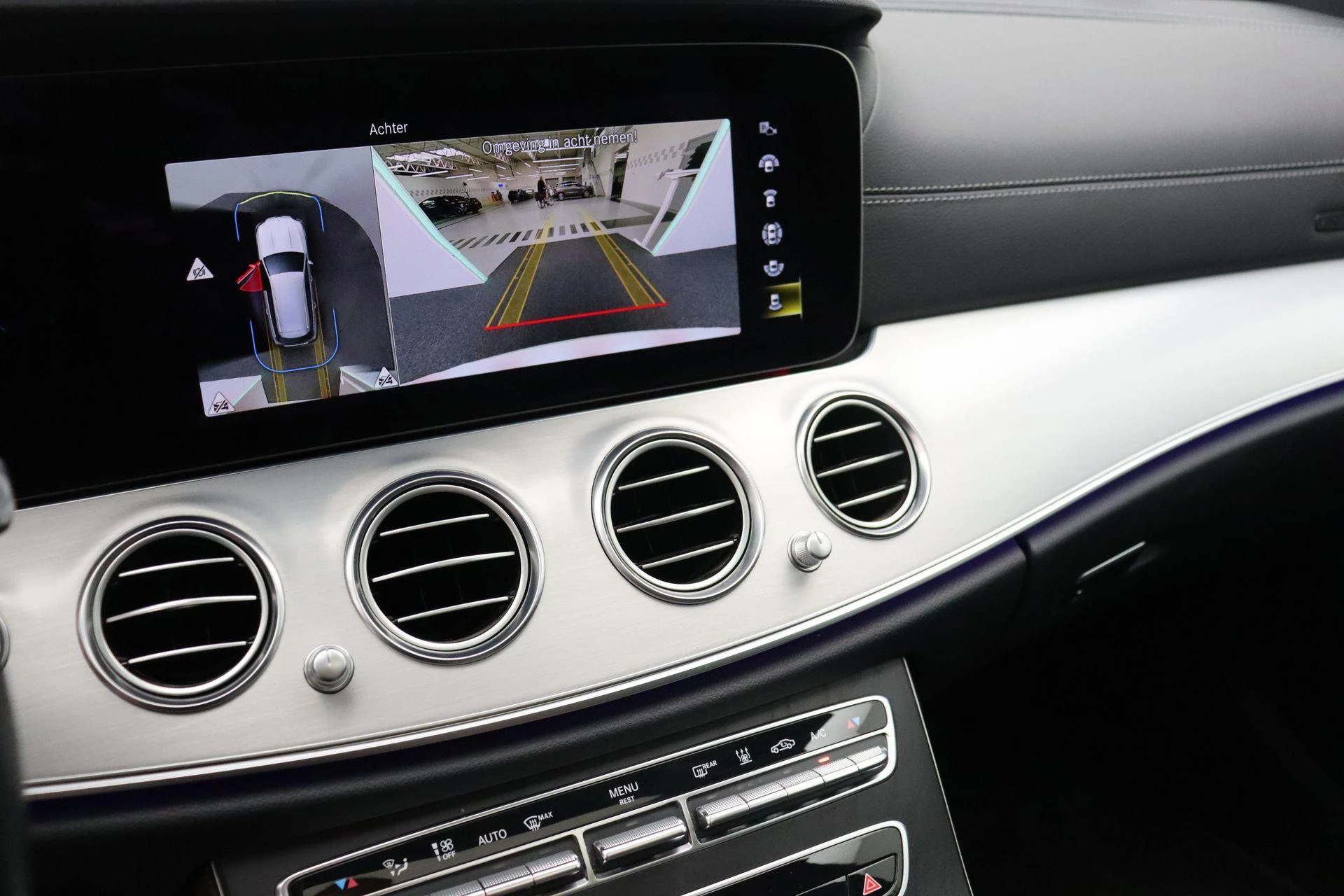 Mercedes-Benz Classe E 300 e Estate AMG LINE + LEDER + PANO DAK + BURMESTER + SURROUND VIEW +