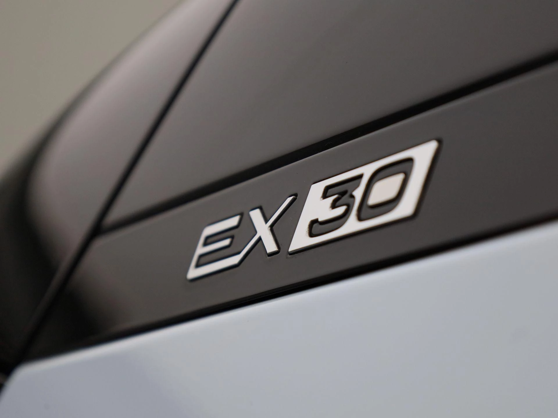 Volvo EX30 Single Motor Extended Range Ultra