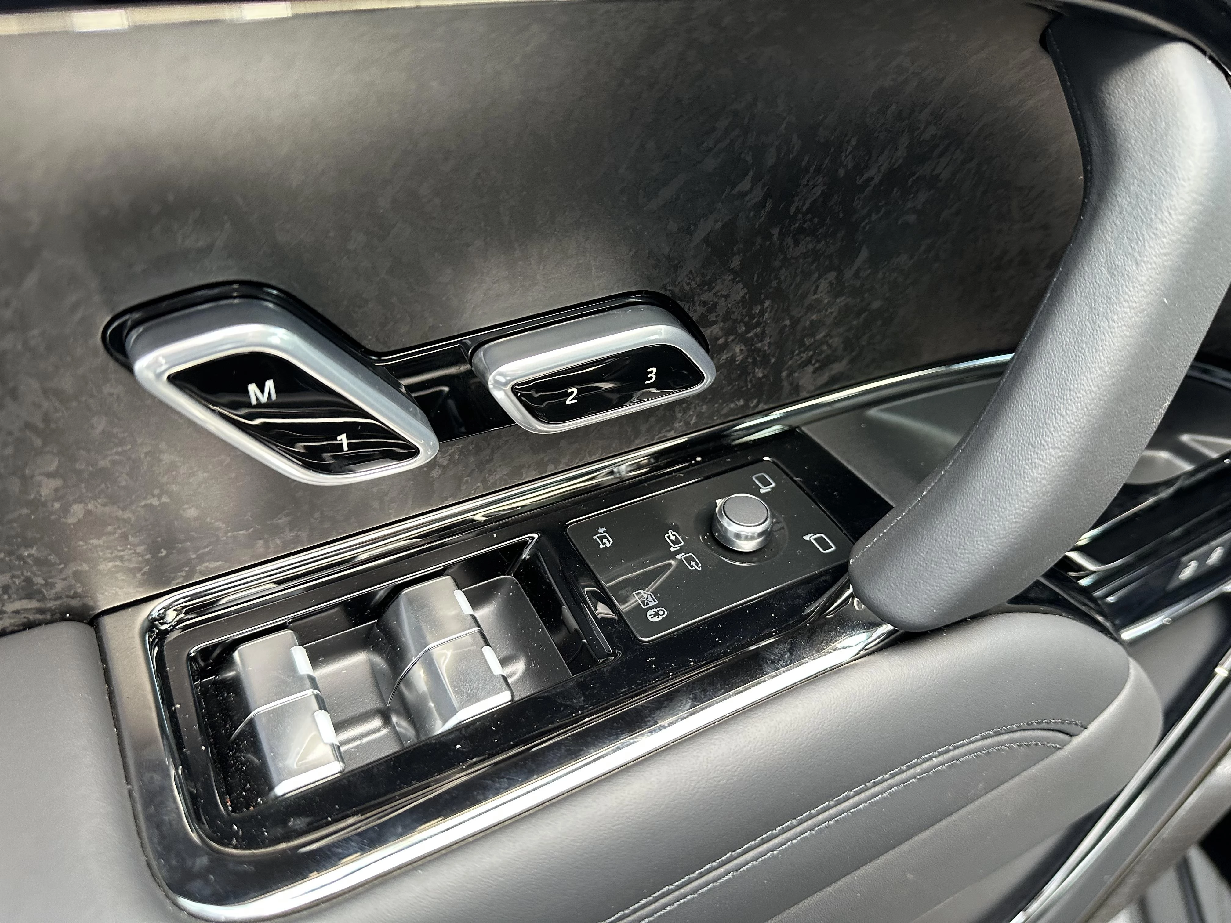 Land Rover-Range Rover Sport-image-22