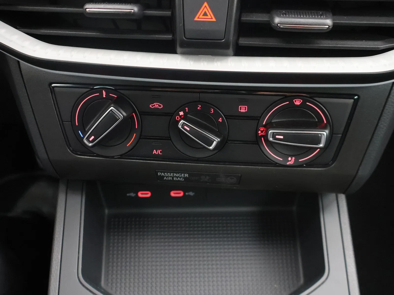 SEAT Ibiza 5P/D Ibiza Move! Full Link 1.0TSI 95PK *VIRTUAL COCKPIT*CRUISE CONTROL*APP-CONNECT-PDC ACHTER*...*