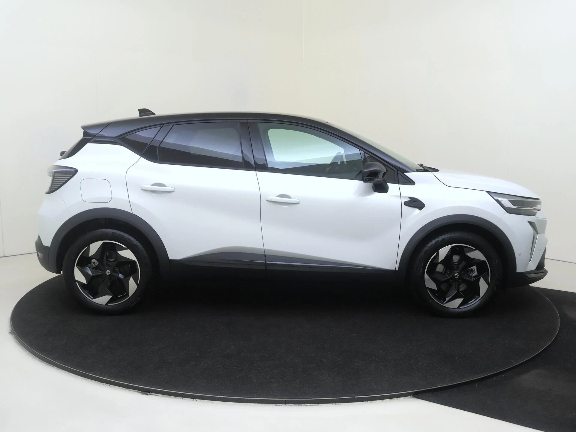 Renault-Captur-image-8