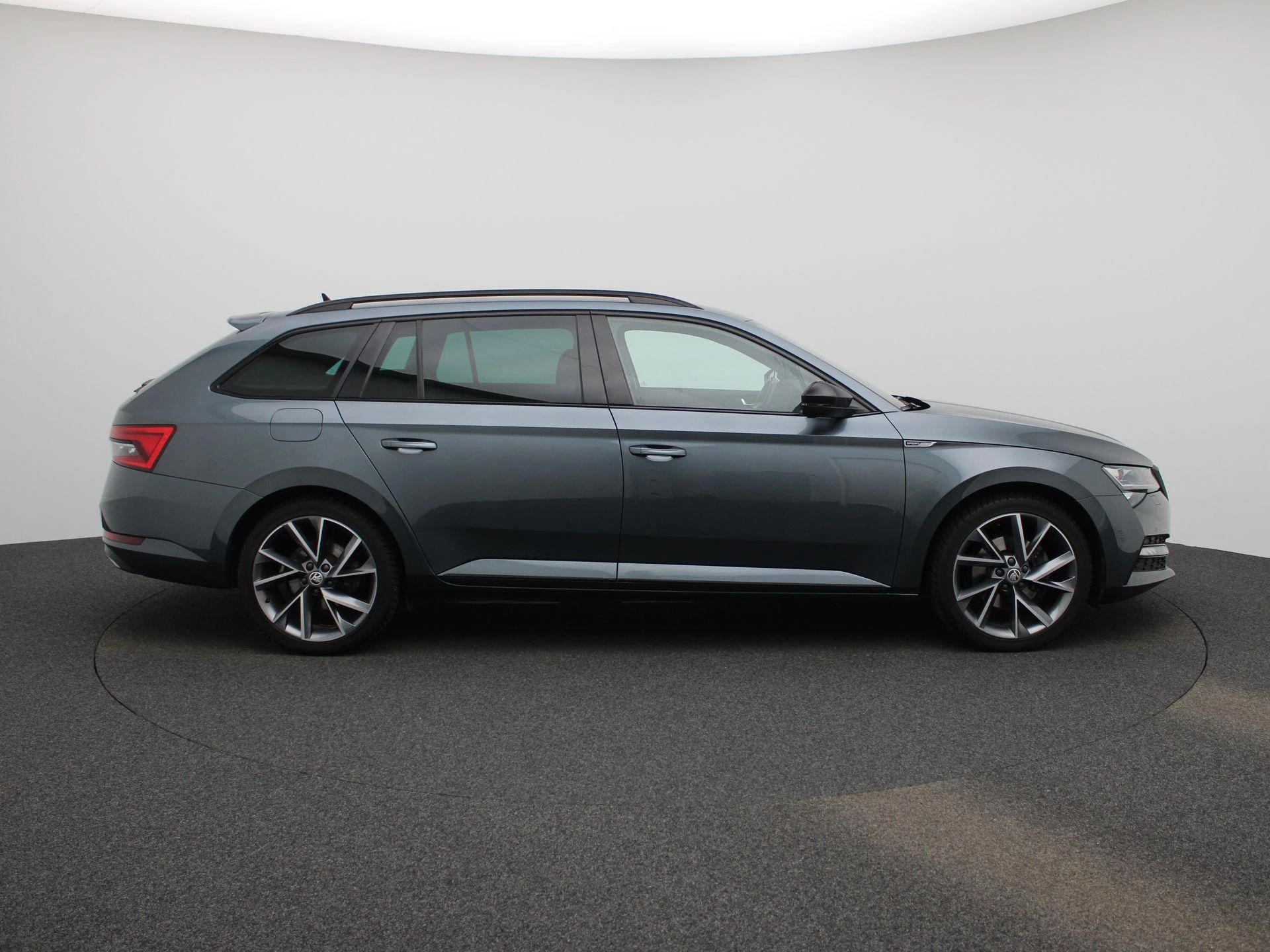 Škoda-Superb-image-5