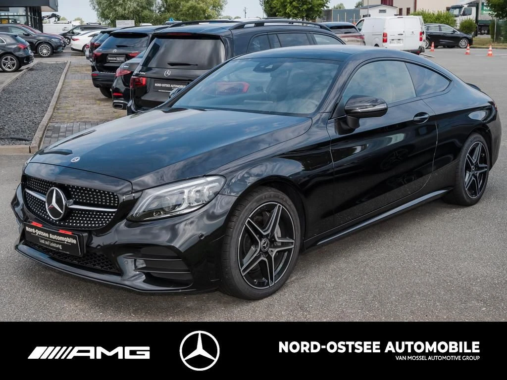 Mercedes-Benz C-Klasse 300 Coupé AMG NIGHT KAMERA NAVI PANO MULTIBEAM AMG Line