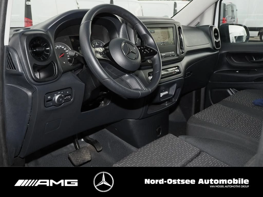 Mercedes-Benz-Vito-image-5