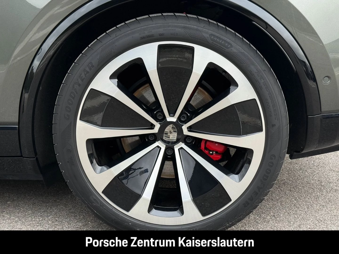 Porsche Macan Turbo 22-Zoll Rückfahrkamera LED-Matrix turbo