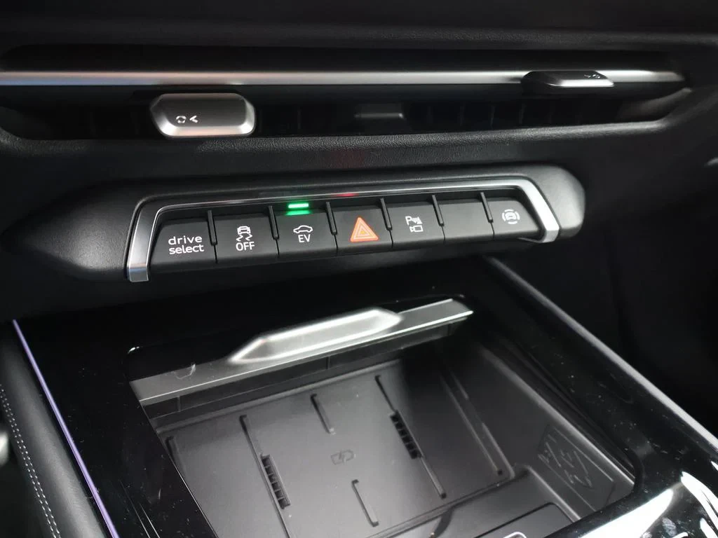 Audi-Q3-image-19