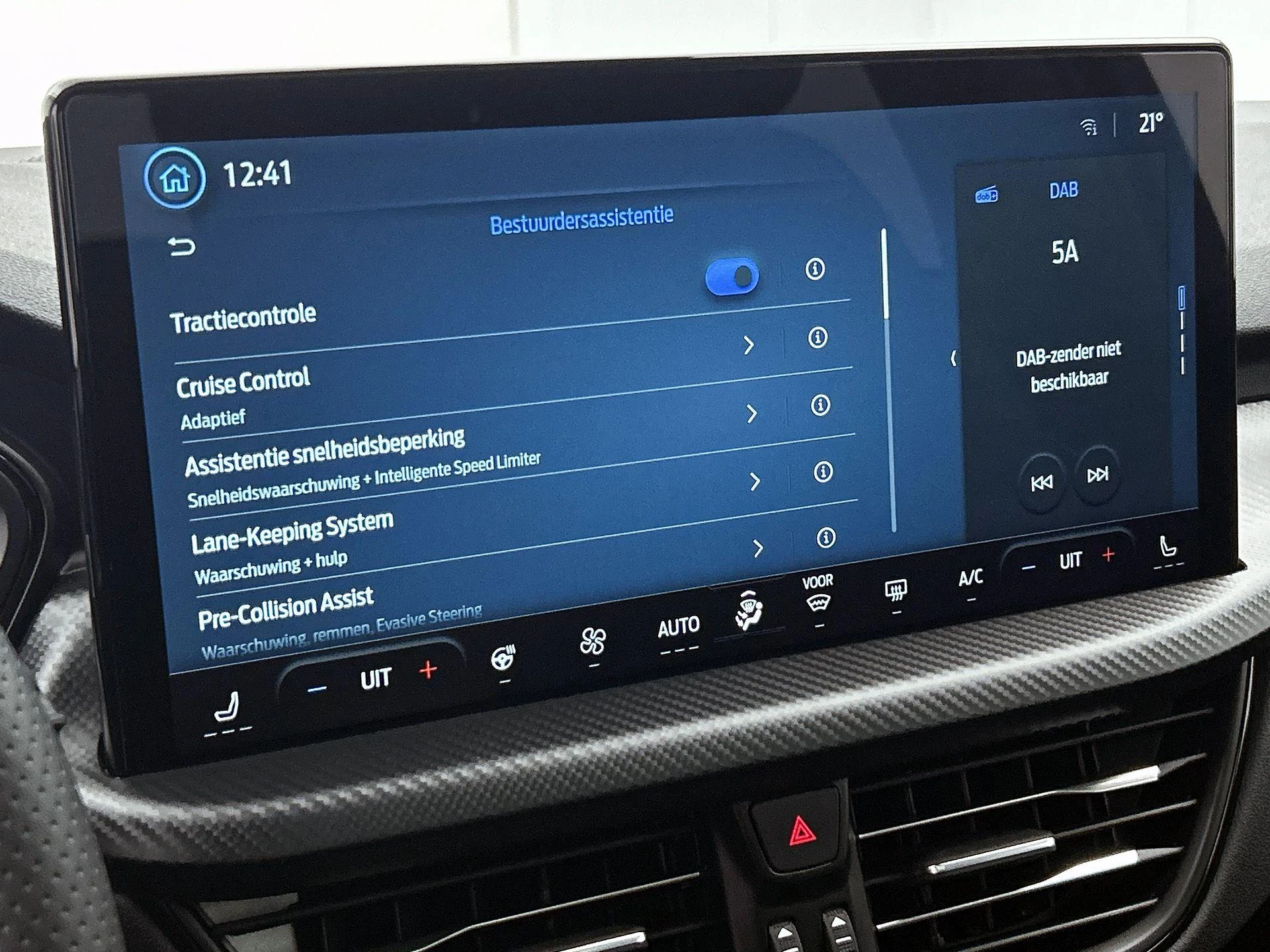 Ford-Kuga-image-12