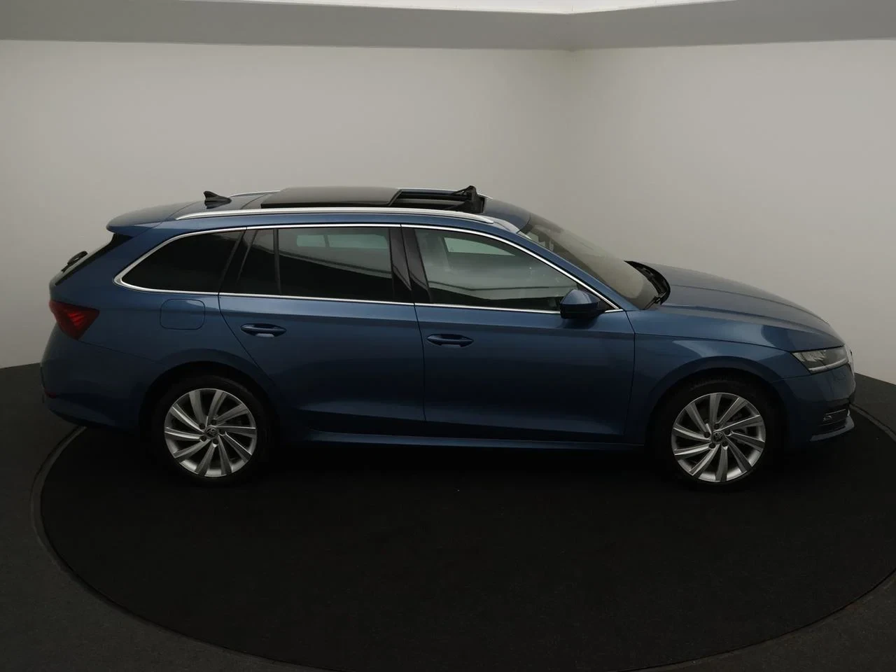 Škoda-Octavia-image-6