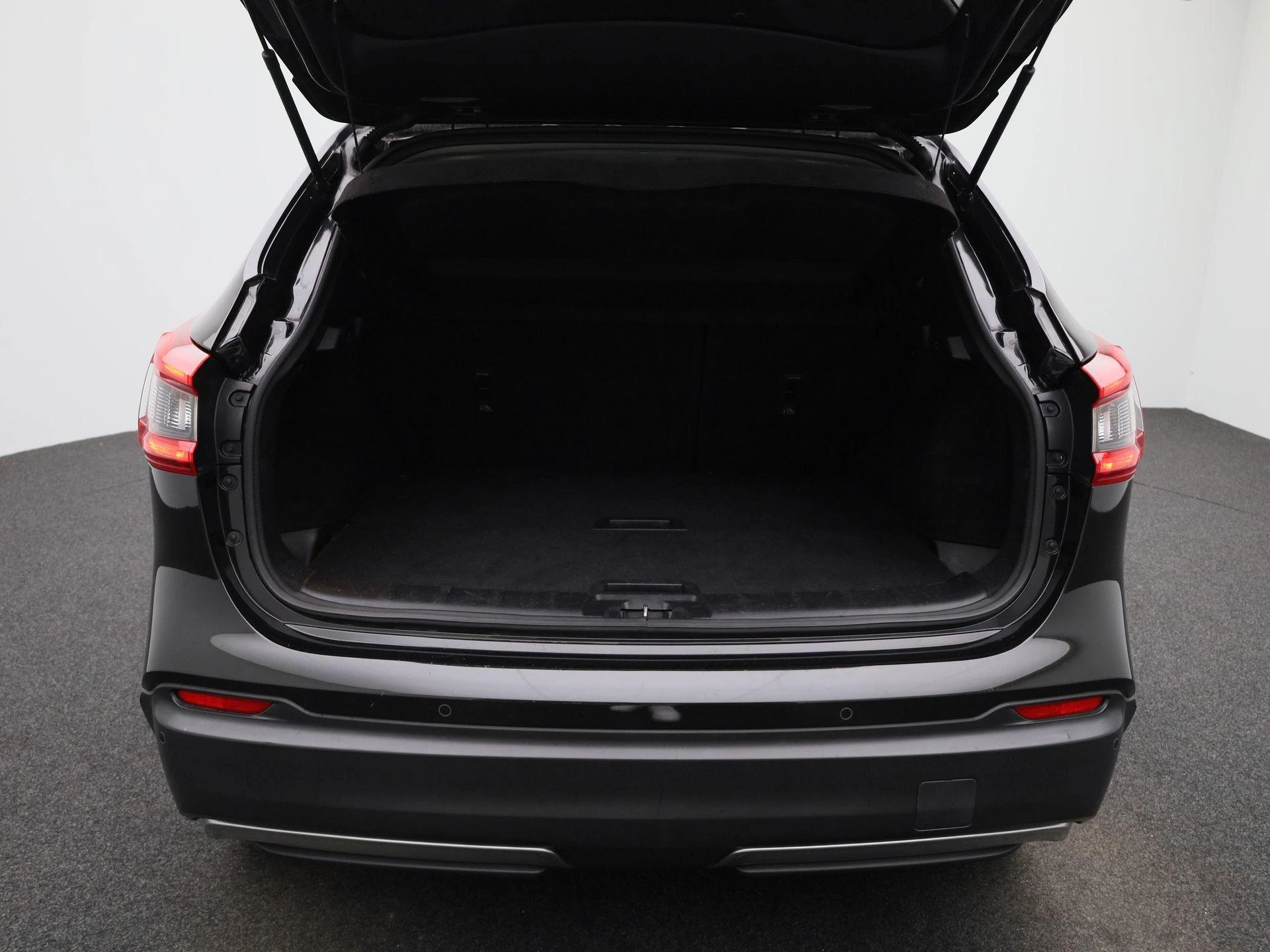 Nissan-QASHQAI-image-12