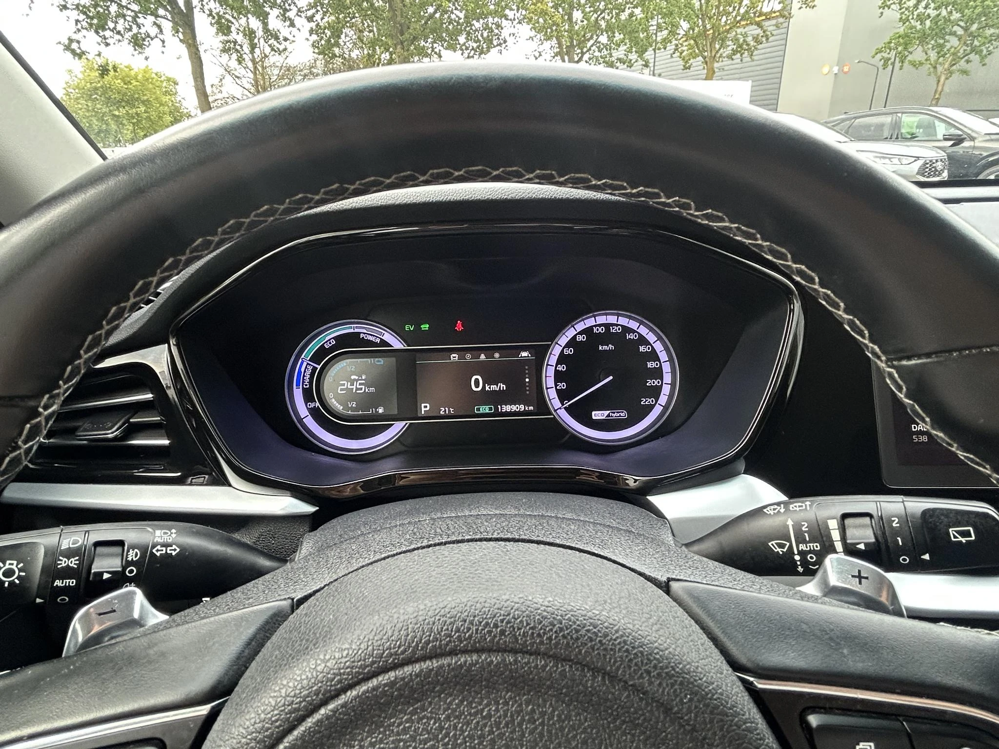 Kia-Niro-image-13