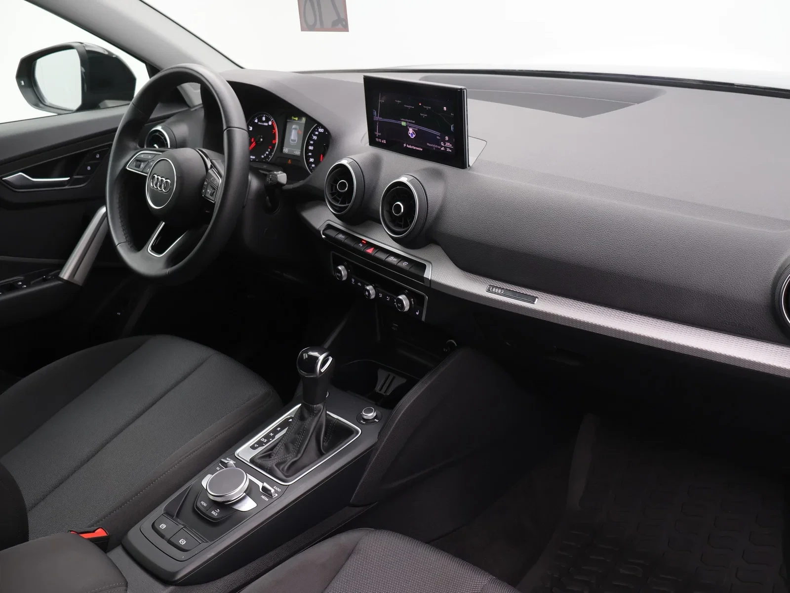 Audi-Q2-image-2