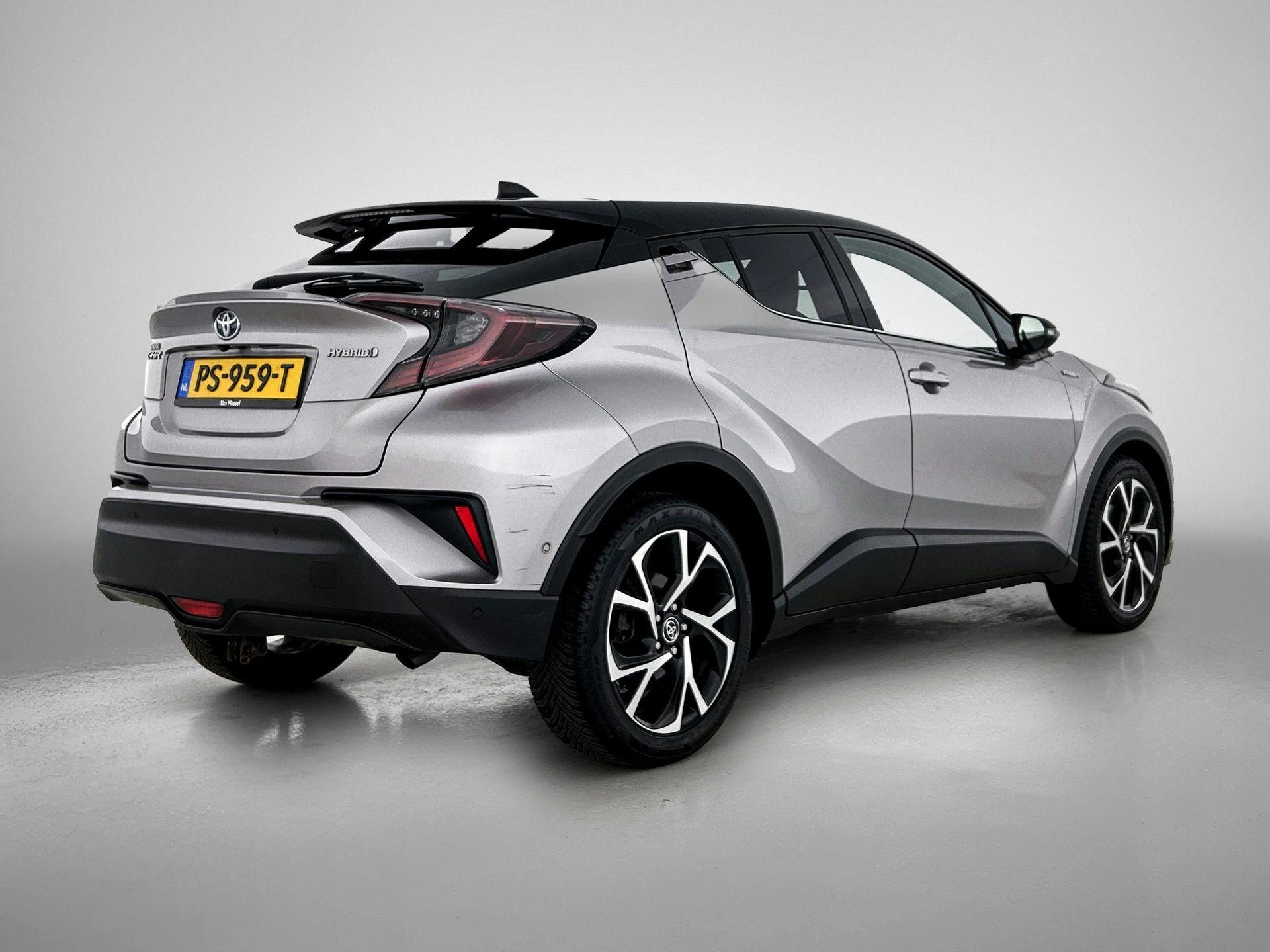 Toyota-C-HR-image-3